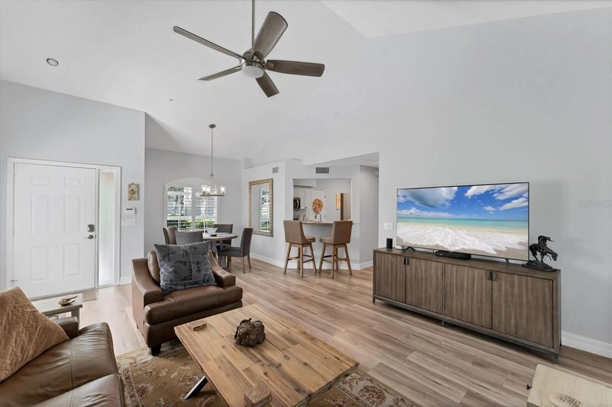 Property Slideshow image 10 of 60 | 7160 cedar hollow cir na, Bradenton, FL, 34203