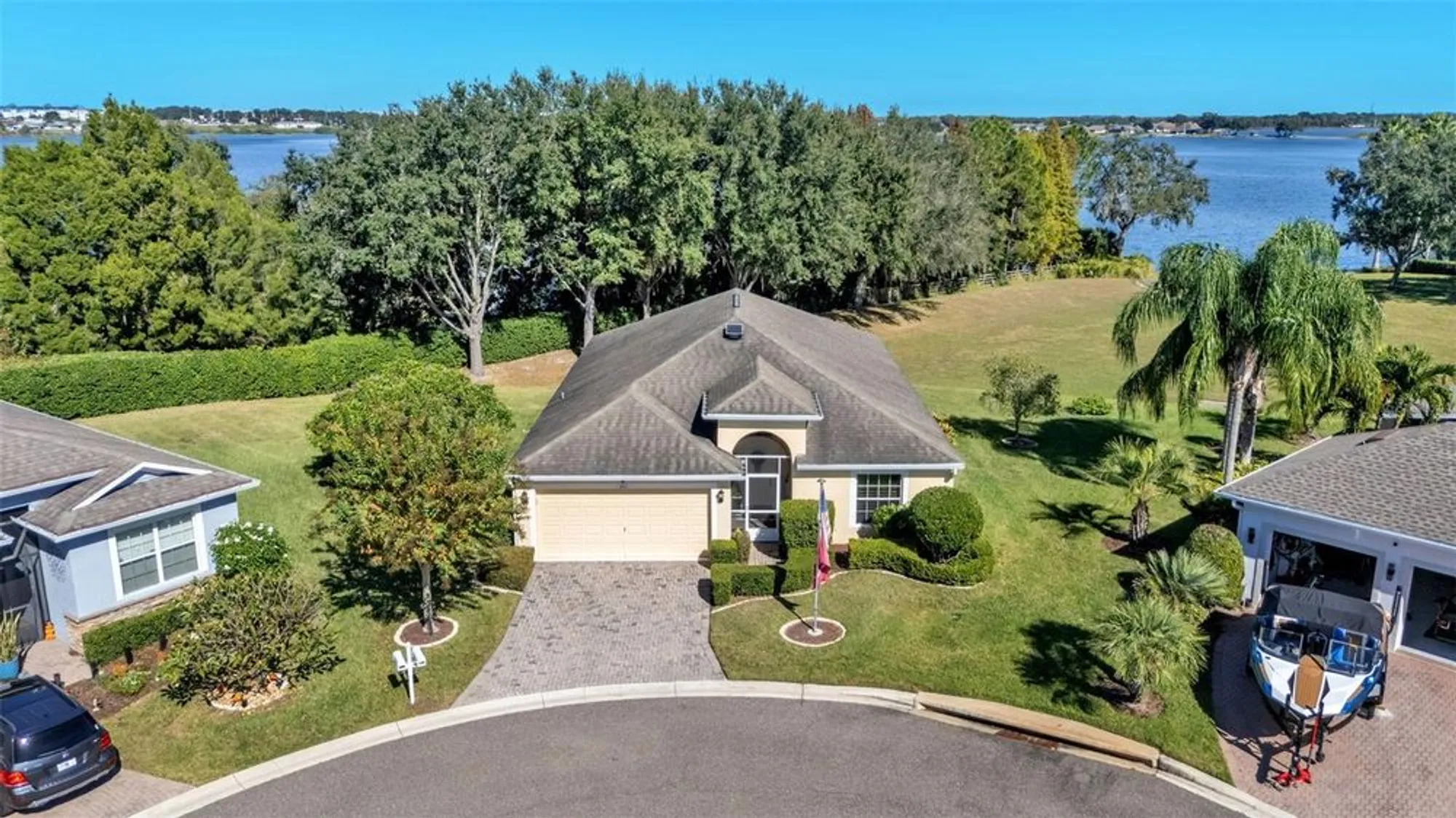 Property Slideshow image 7 of 80 | 4016 carteret dr, Winter Haven, FL, 33884