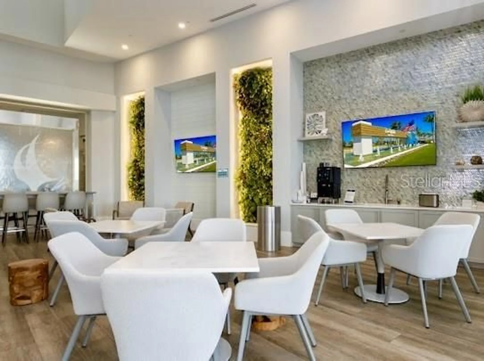 Property Slideshow image 64 of 87 | 9421 shorebird ct, Parrish, FL, 34219