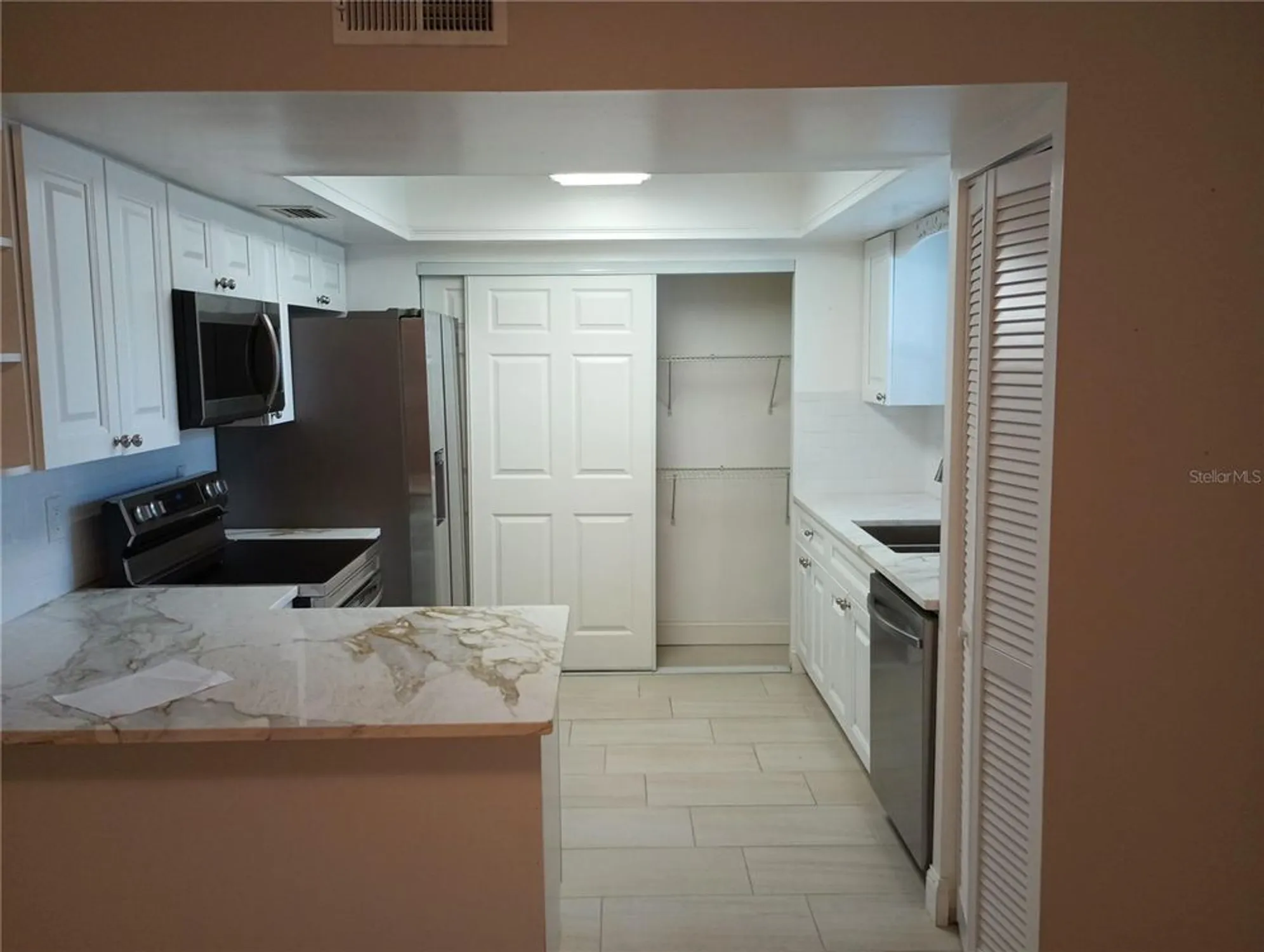Property Slideshow image 6 of 13 | 1250 s pinellas ave 403, Tarpon Springs, FL, 34689