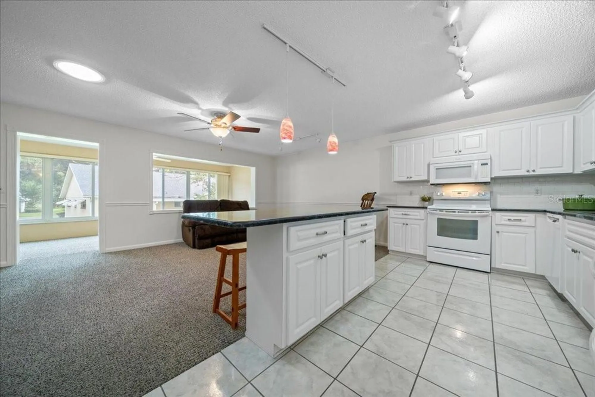 Property Slideshow image 13 of 44 | 8819 sw 91st pl c, Ocala, FL, 34481