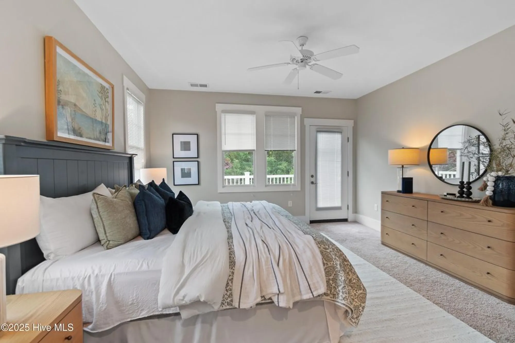 Property Slideshow image 16 of 61 | 2537 st james dr apt 303, Southport, NC, 28461