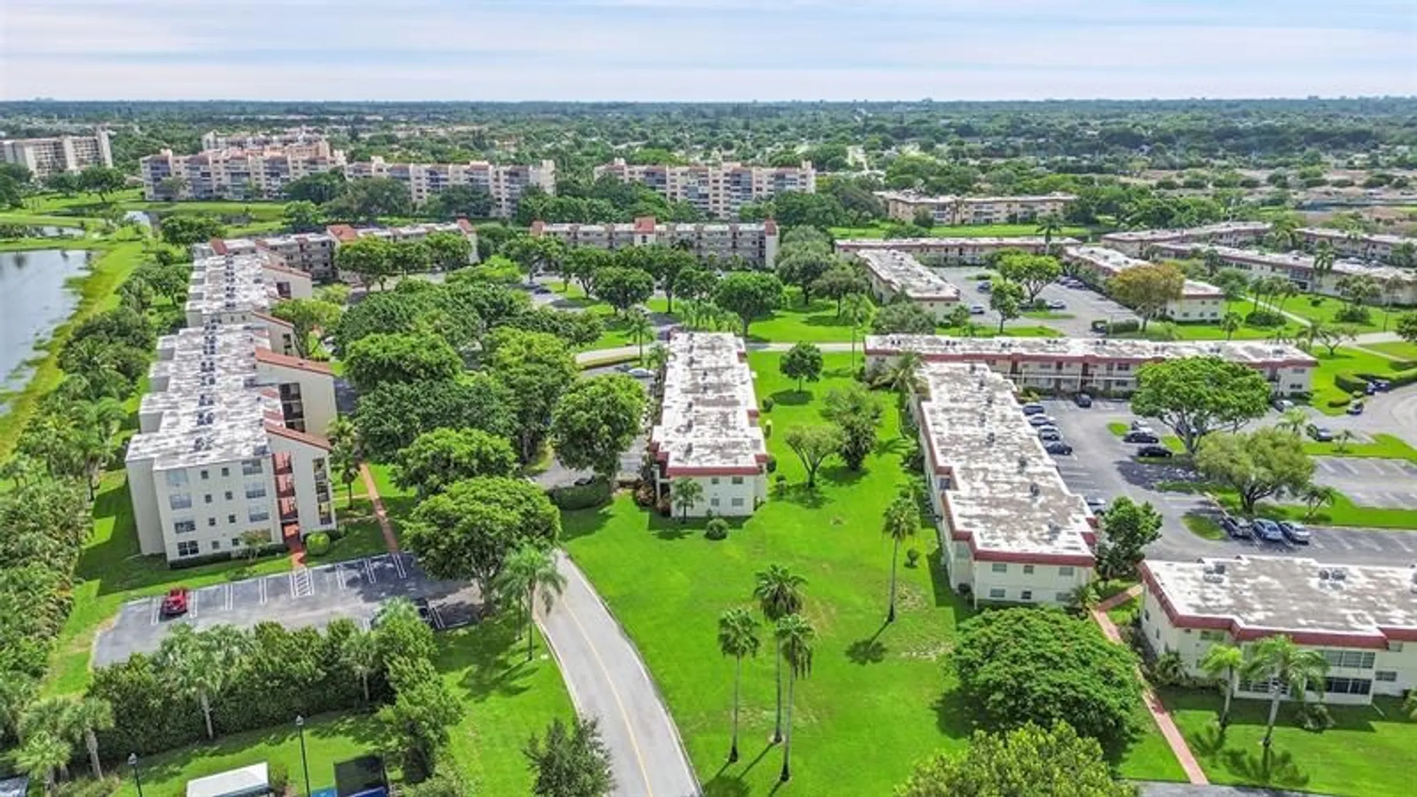 Property Slideshow image 33 of 42 | 23 abbey ln 202, Delray Beach, FL, 33446