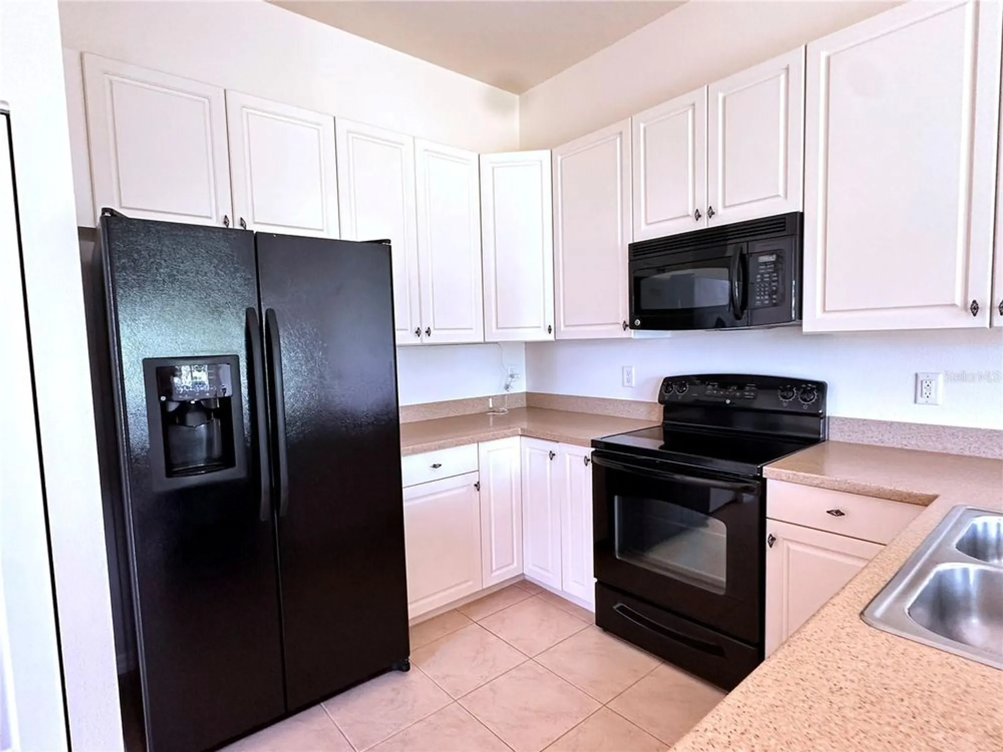 Property Slideshow image 6 of 14 | 4950 sandy brook cir, Wimauma, FL, 33598