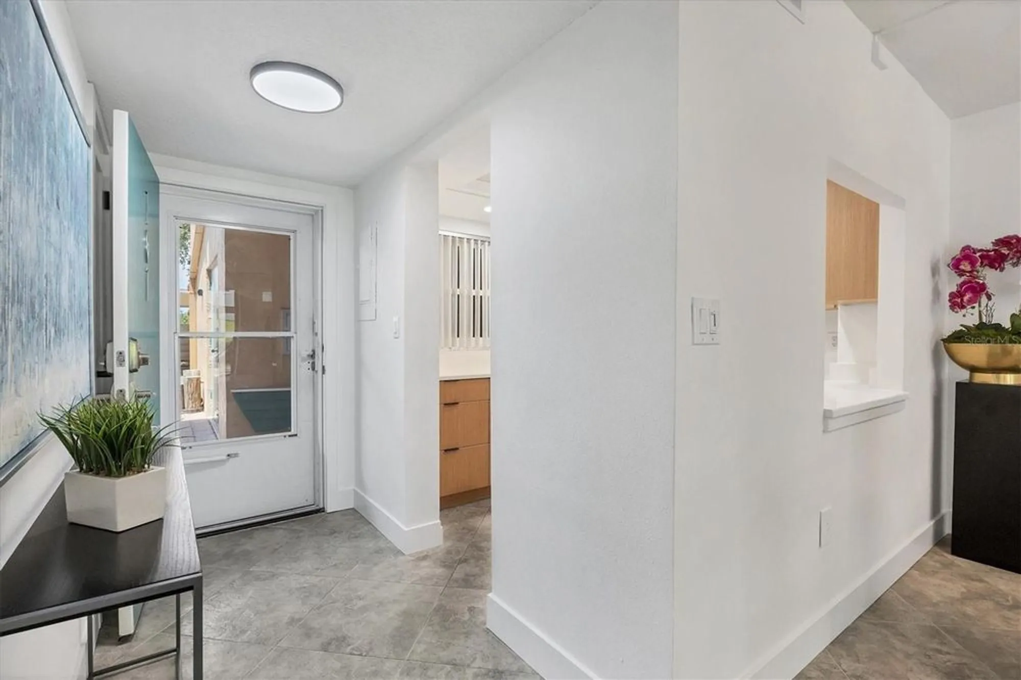 Property Slideshow image 14 of 55 | 1350 n portofino dr apt 107, Sarasota, FL, 34242