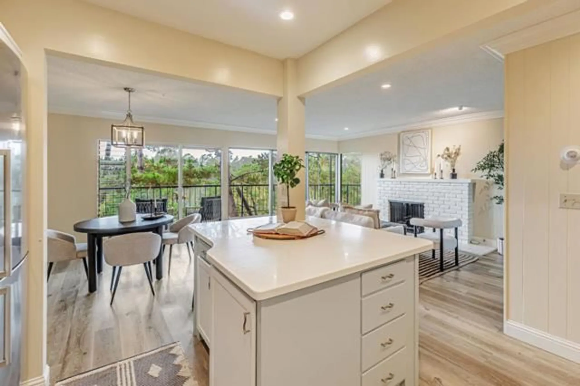 Property Slideshow image 23 of 49 | 31 del mesa carmel, Carmel, CA, 93923