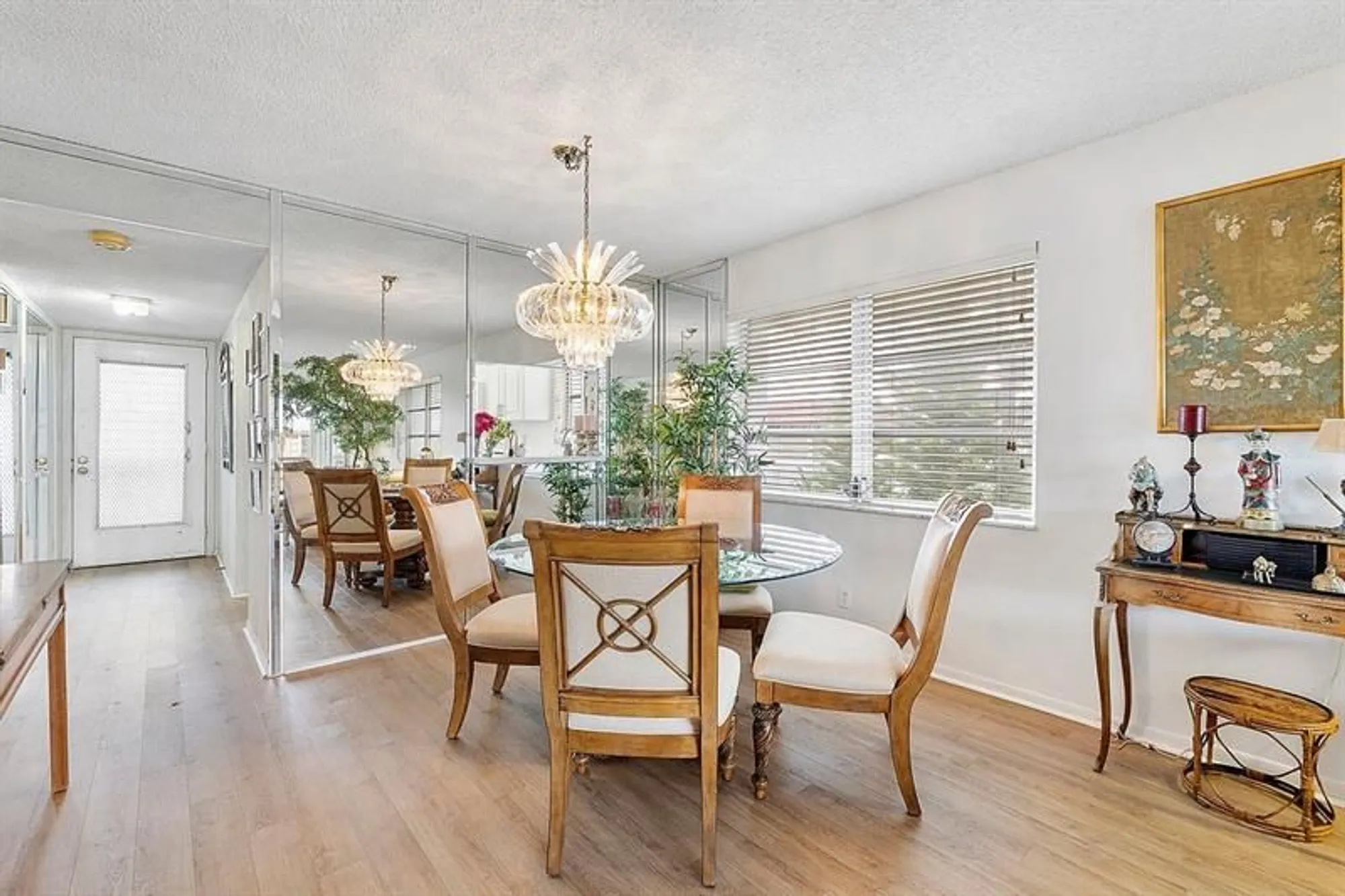 Property Slideshow image 15 of 32 | 3551 inverrary dr 404, Lauderhill, FL, 33319