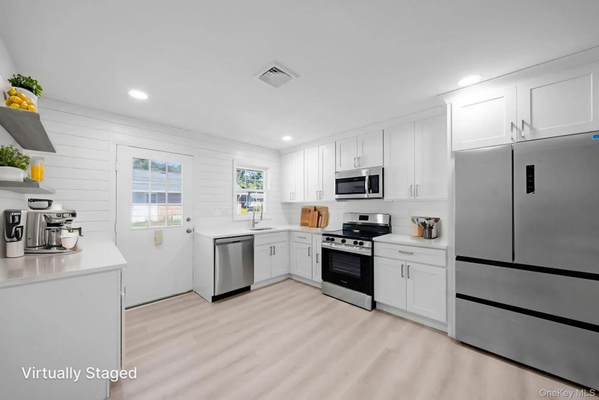 Property Slideshow image 9 of 37 | 269 berwick ct b, Ridge, NY, 11961