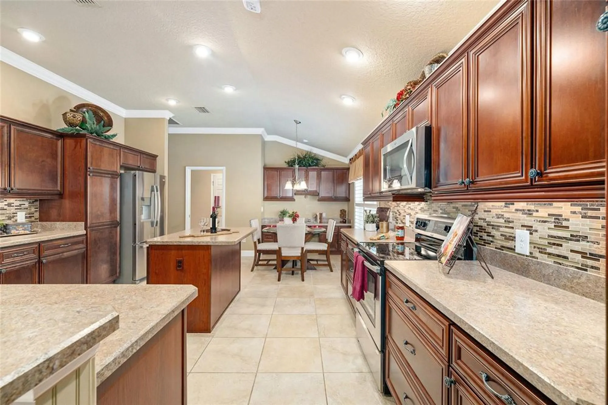 Property Slideshow image 15 of 39 | 2544 ashville ave, The Villages, FL, 32162