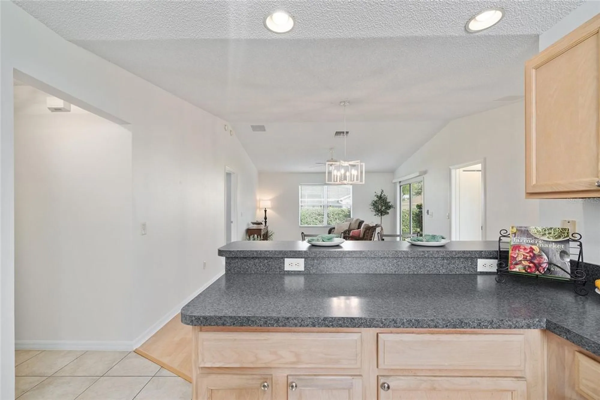 Property Slideshow image 11 of 57 | 8065 se 175th columbia pl, The Villages, FL, 32162