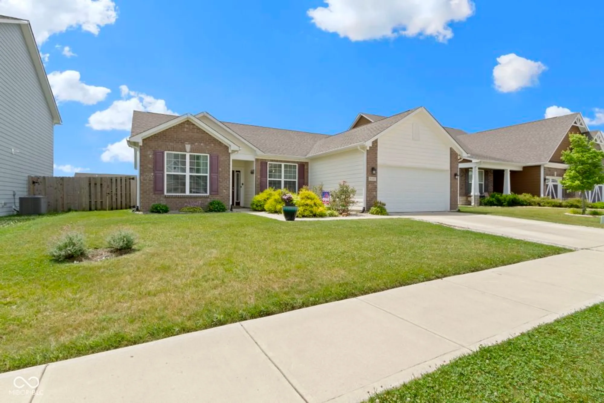 Property Slideshow image 7 of 63 | 9101 gordimer cir, Indianapolis, IN, 46239