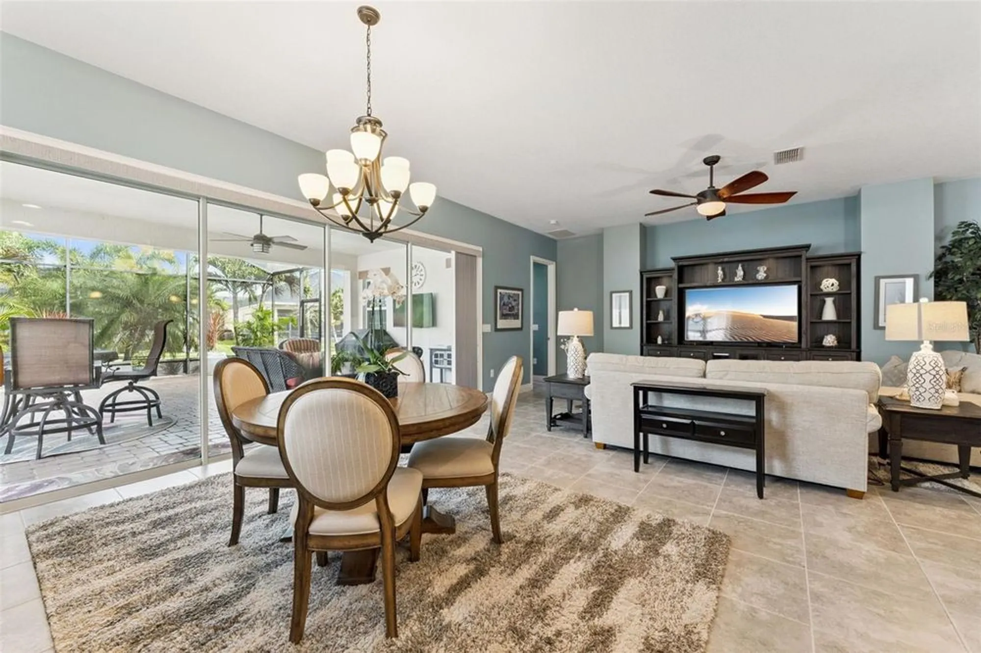 Property Slideshow image 11 of 29 | 5003 e fountainwood dr, Saint Cloud, FL, 34772