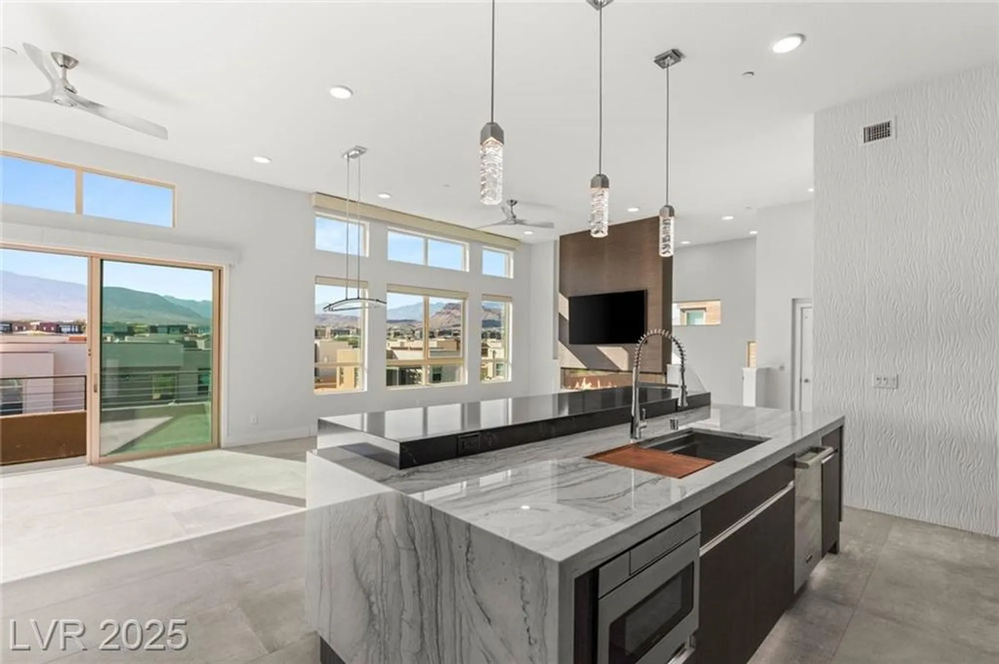 Property Slideshow image 15 of 31 | 4312 veraz st, Las Vegas, NV, 89135