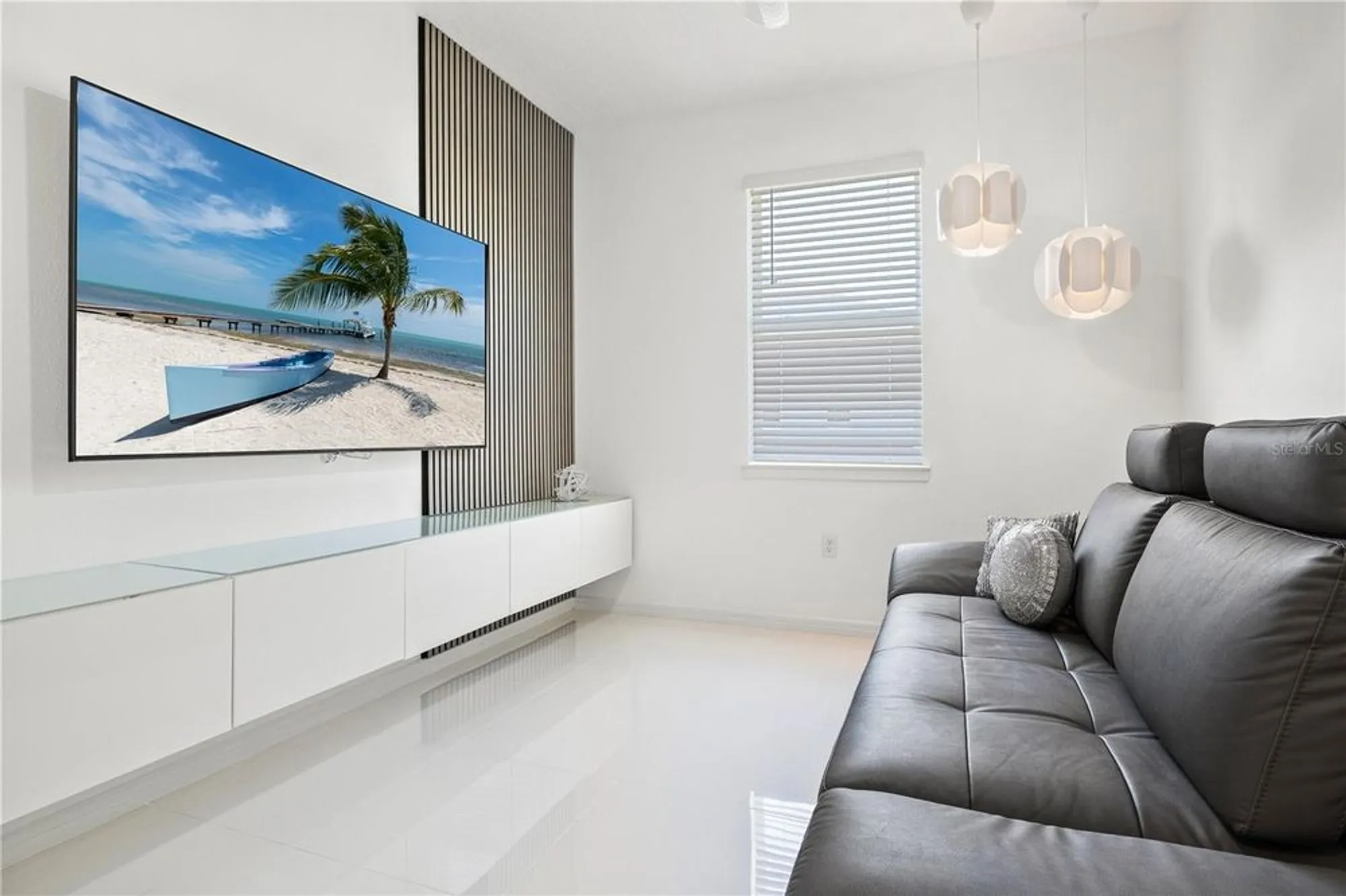Property Slideshow image 30 of 70 | 15162 canopy cove dr, Winter Garden, FL, 34787