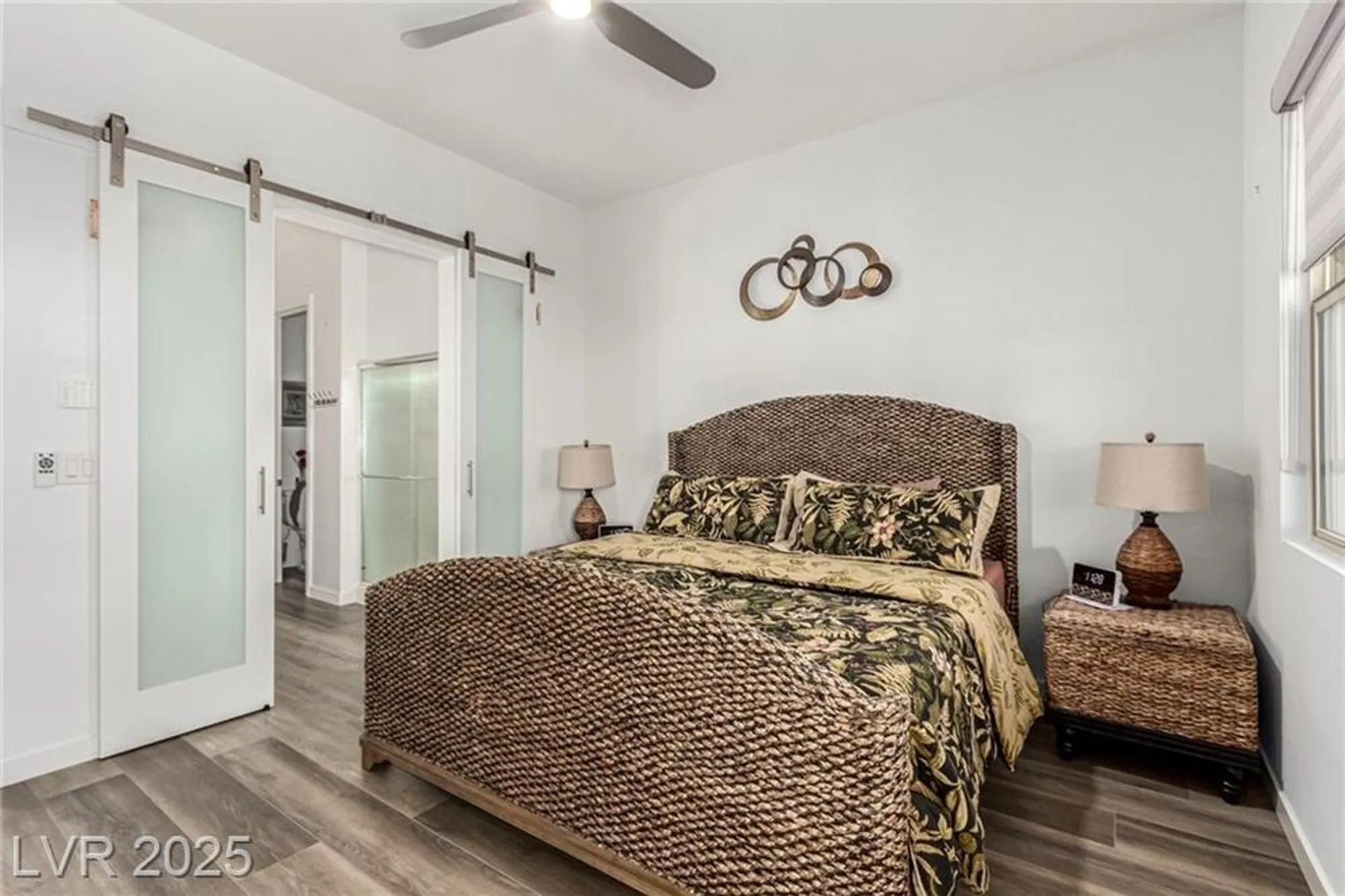 Property Slideshow image 17 of 43 | 685 sunray park st, Henderson, NV, 89011