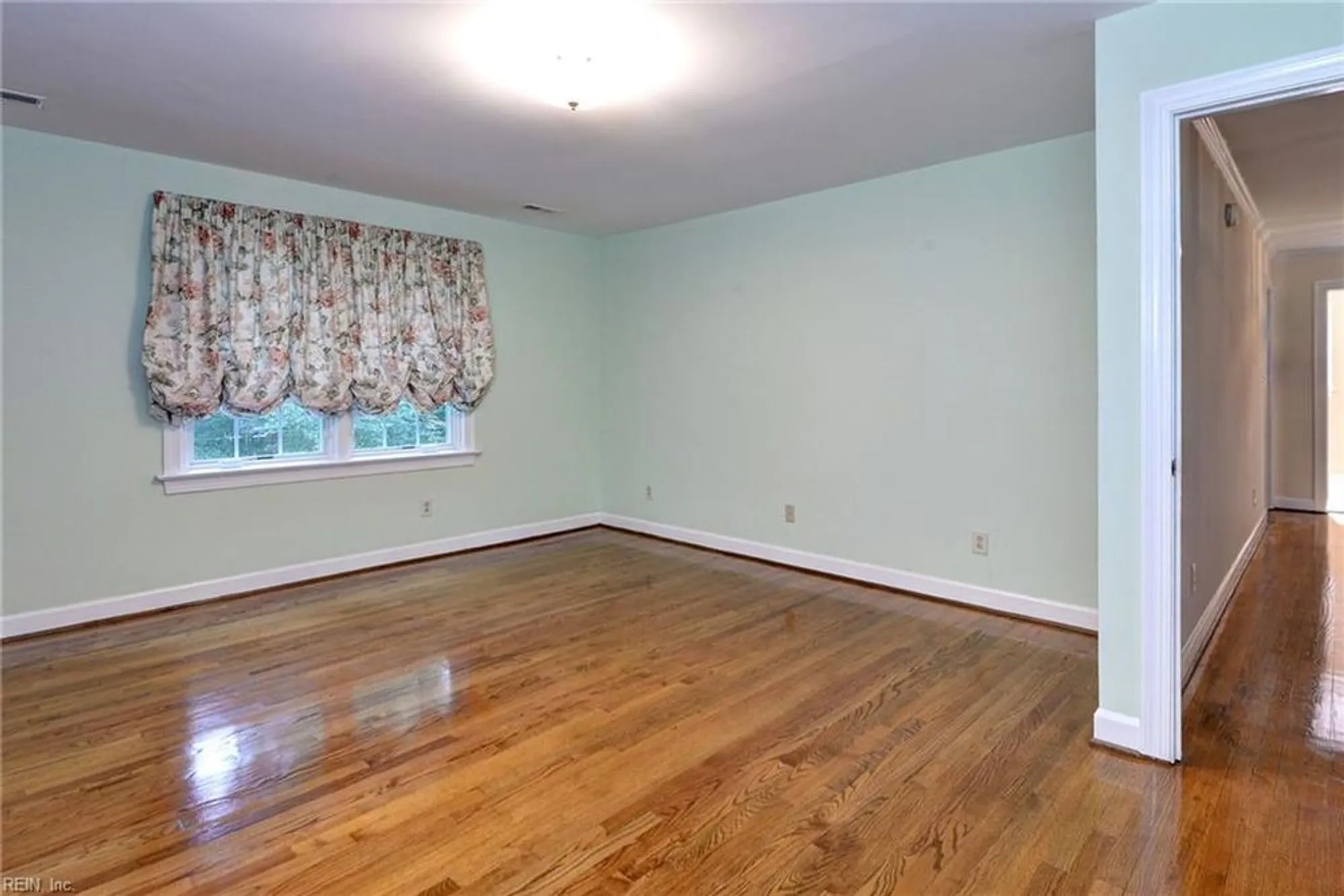 Property Slideshow image 30 of 49 | 207 william barksdale, Williamsburg, VA, 23185