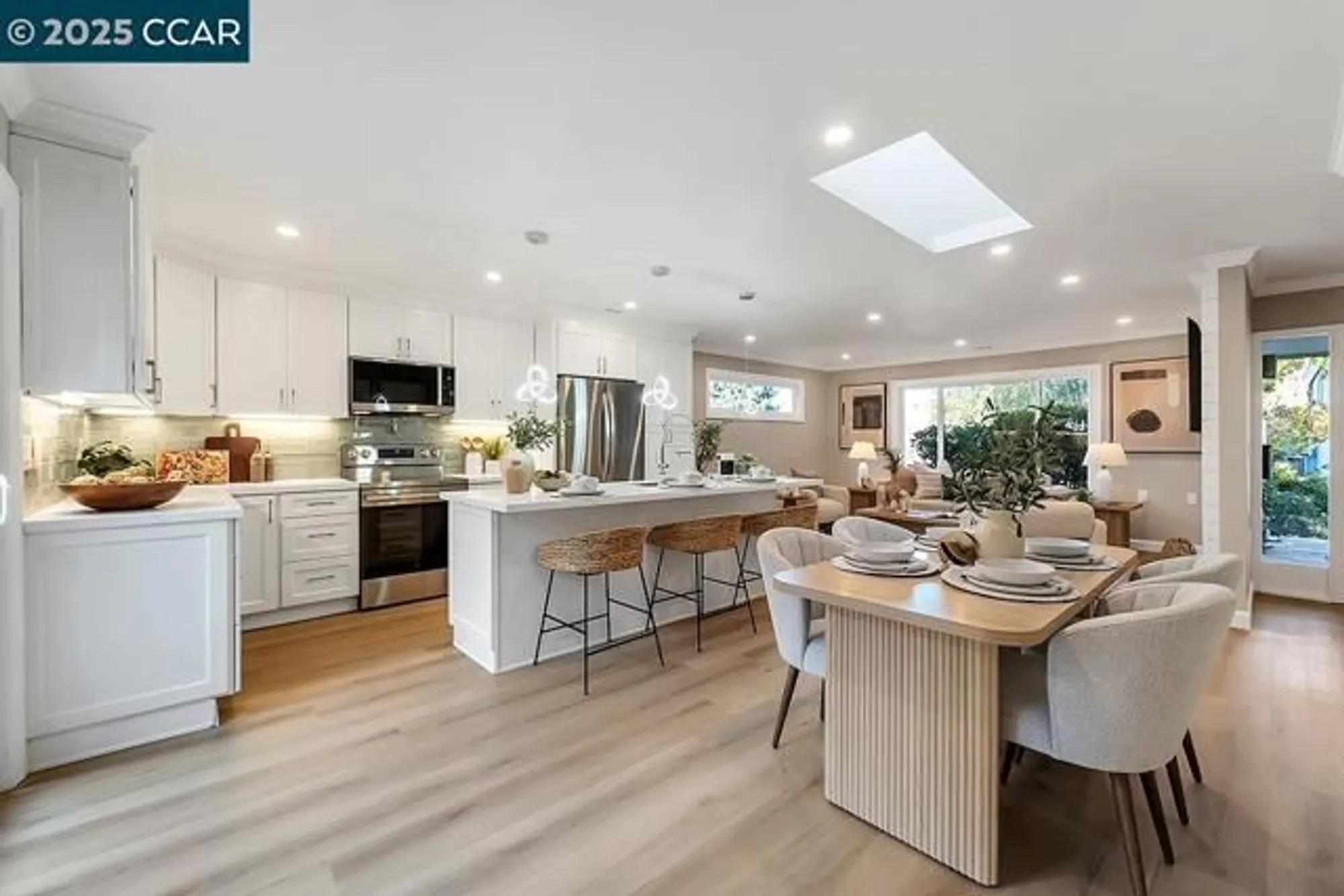 Property Slideshow image 6 of 25 | 1180 running springs rd 4, Walnut Creek, CA, 94595