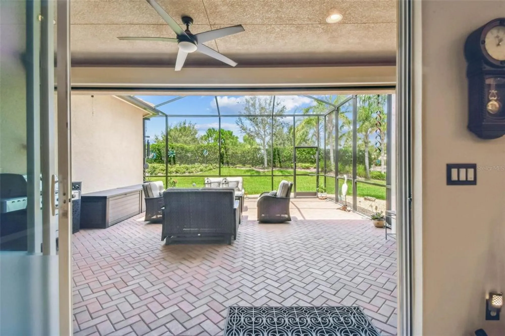 Property Slideshow image 33 of 53 | 16301 garnet glen pl, Wimauma, FL, 33598
