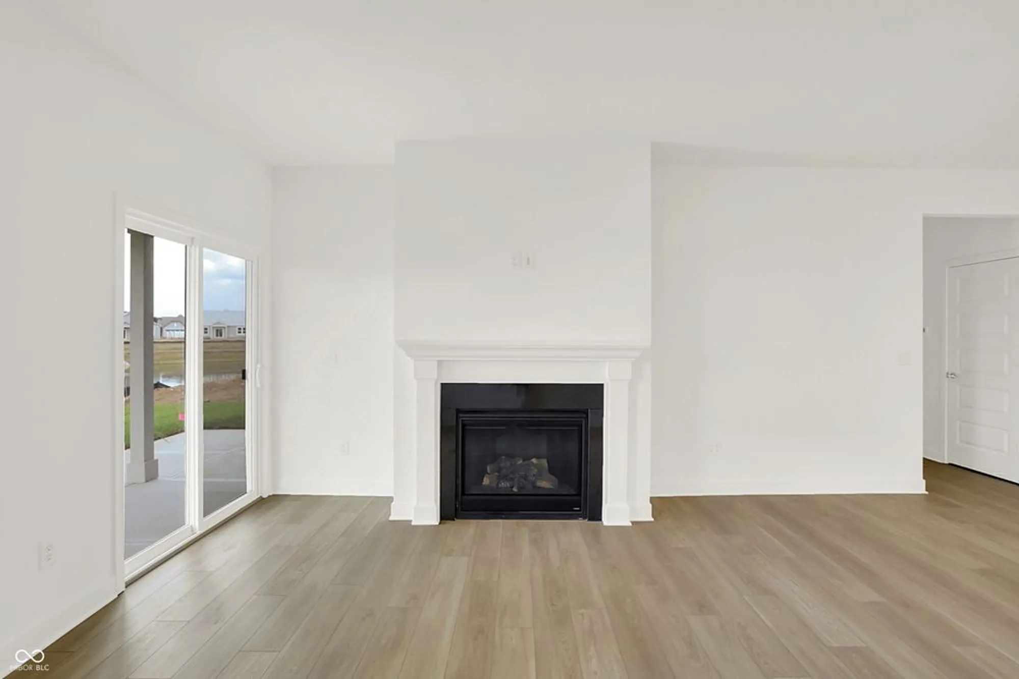 Property Slideshow image 16 of 34 | 5270 nettleton way, Avon, IN, 46123