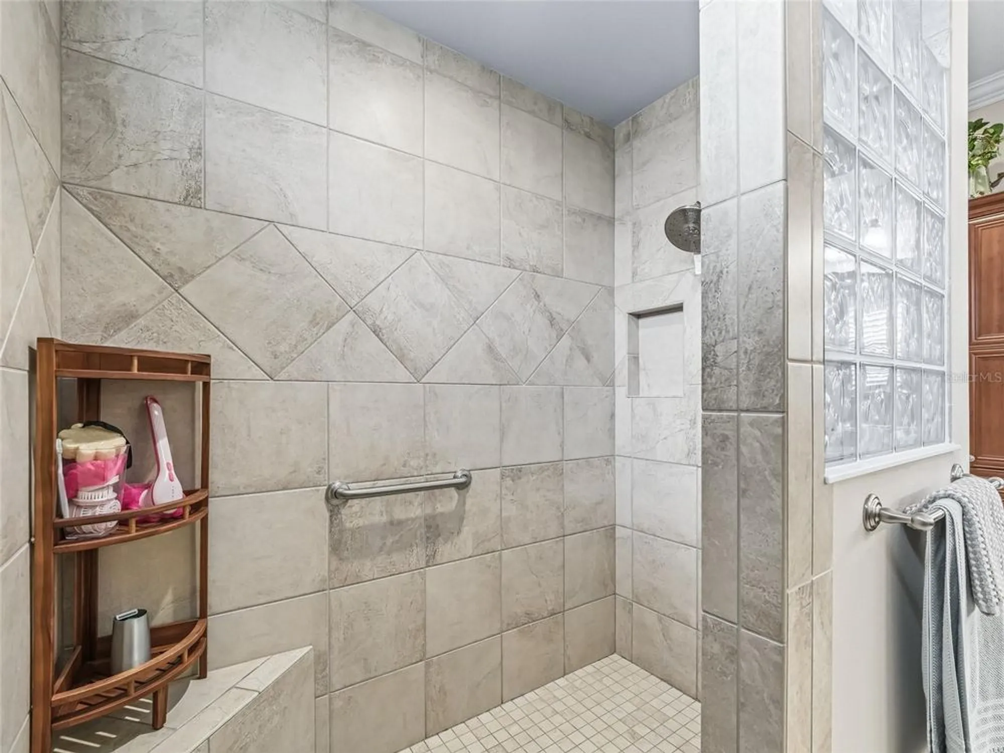 Property Slideshow image 49 of 59 | 2217 isleworth cir, The Villages, FL, 32163