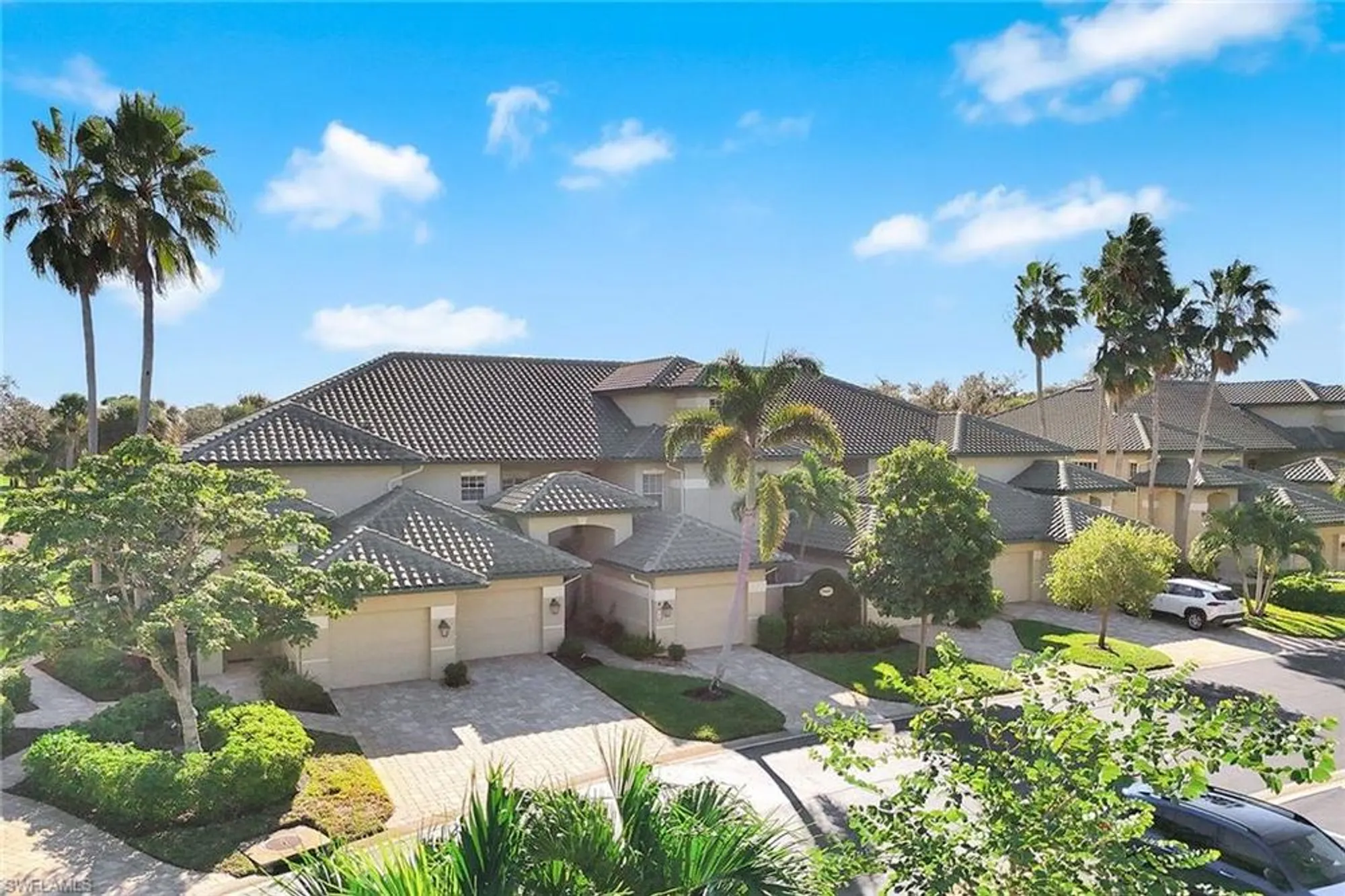 Property Slideshow image 34 of 50 | 24665 canary island ct 201, Bonita Springs, FL, 34134