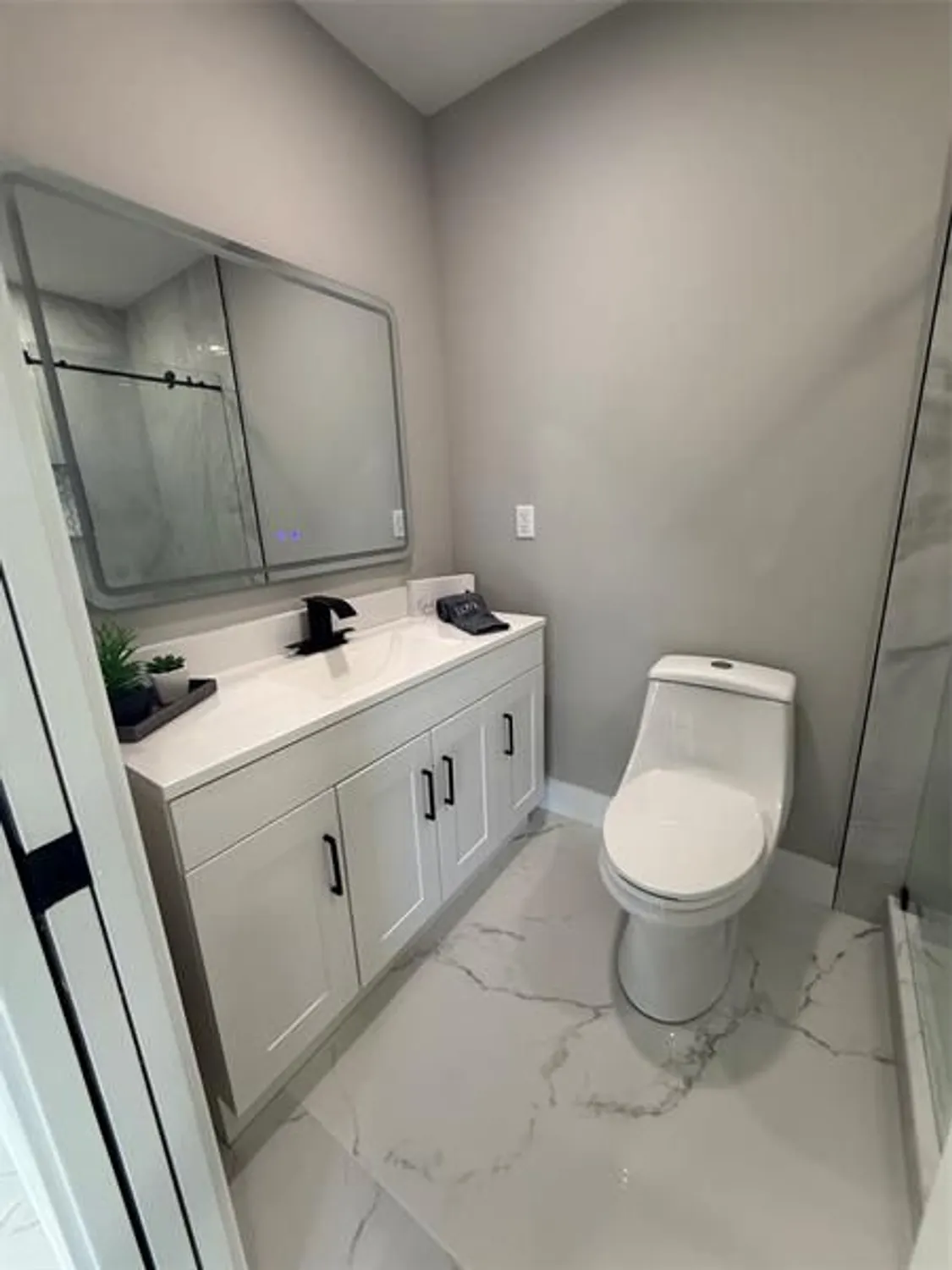 Property Slideshow image 9 of 16 | 4935 nw 2nd st d, Delray Beach, FL, 33445