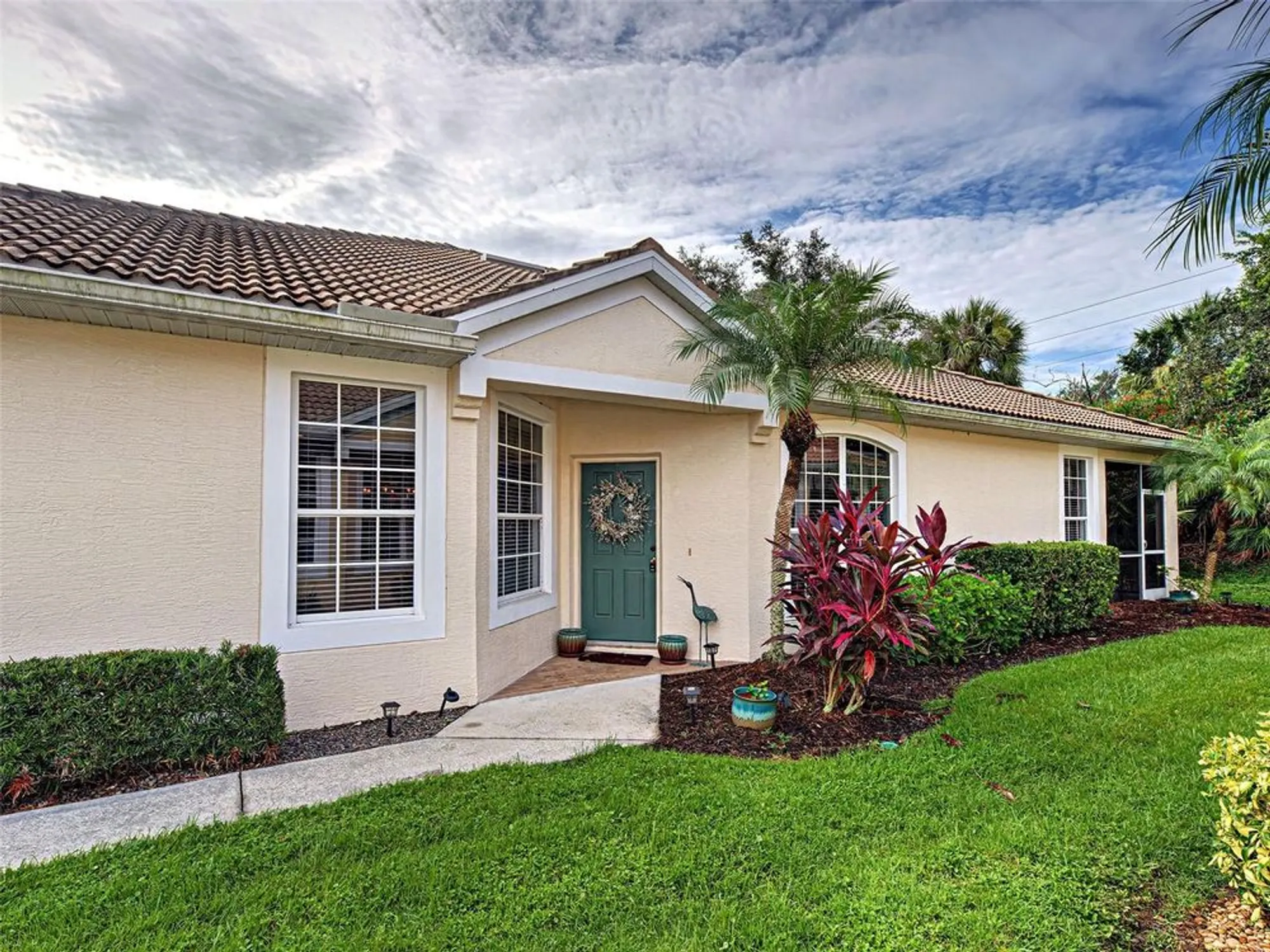 Property Slideshow image 2 of 63 | 4911 whispering oaks dr, North Port, FL, 34287