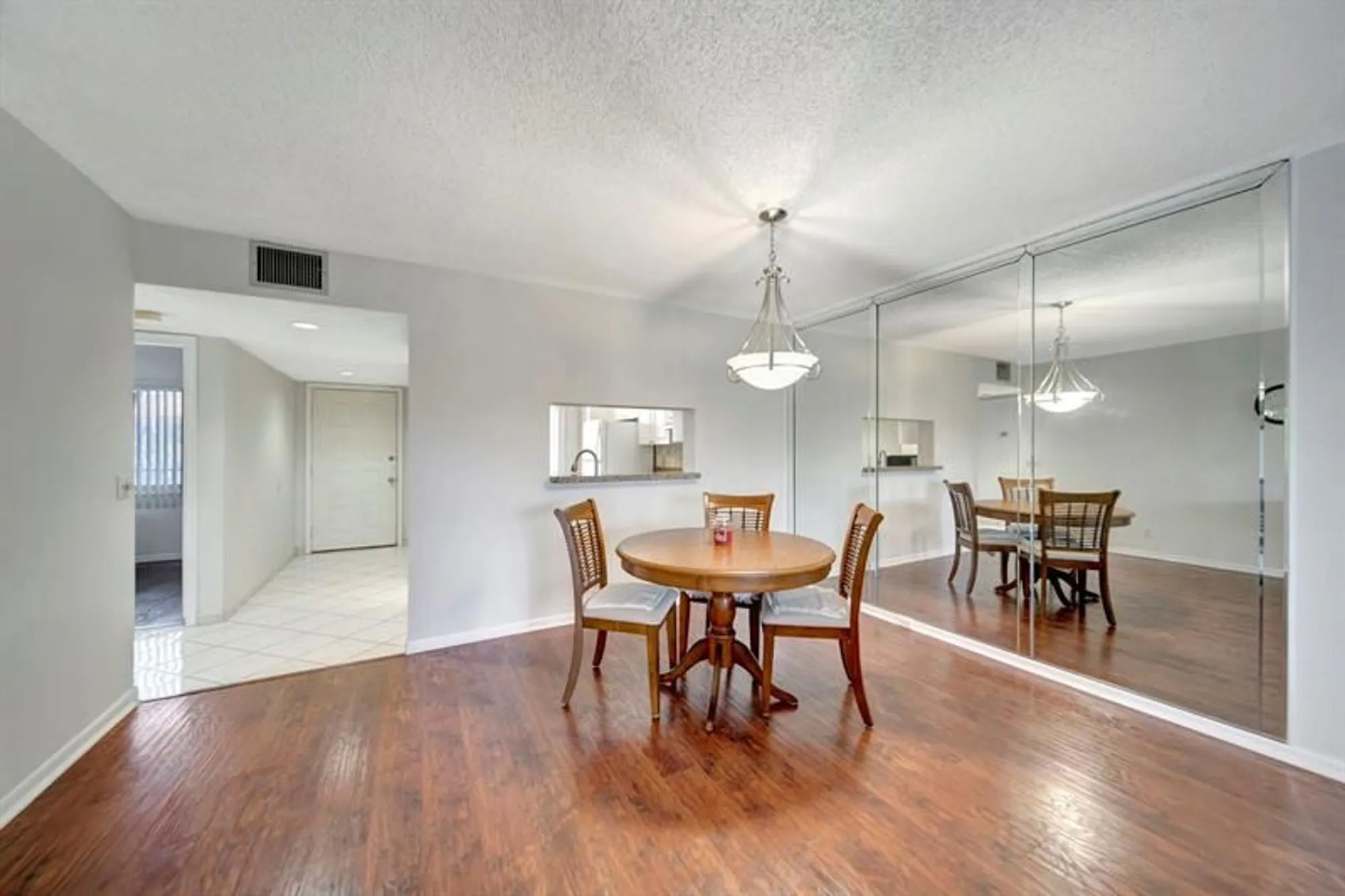 Property Slideshow image 9 of 54 | 900 sw 128th ave, Pembroke Pines, FL, 33027