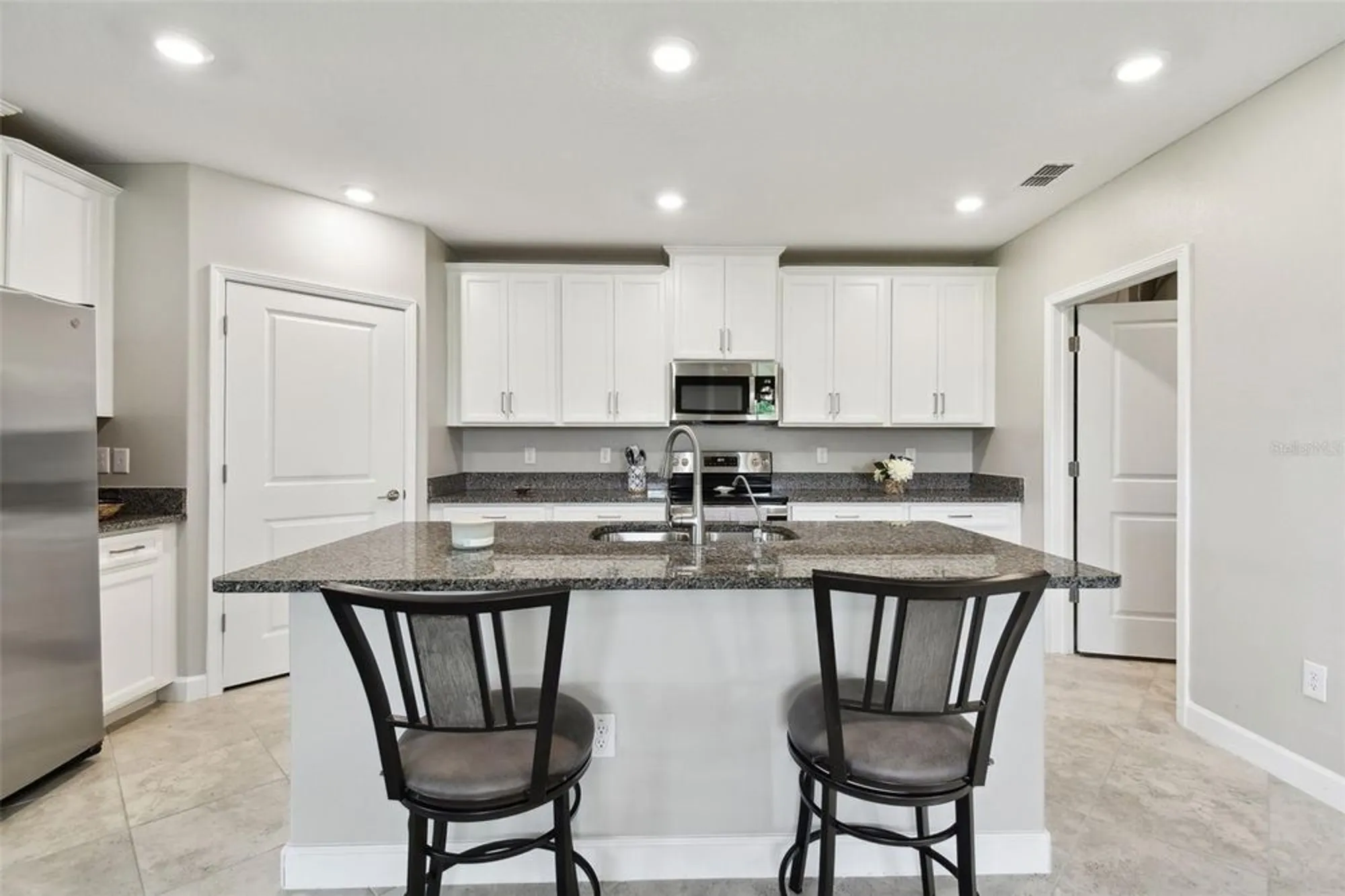 Property Slideshow image 34 of 98 | 10282 echo dock loop, San Antonio, FL, 33576