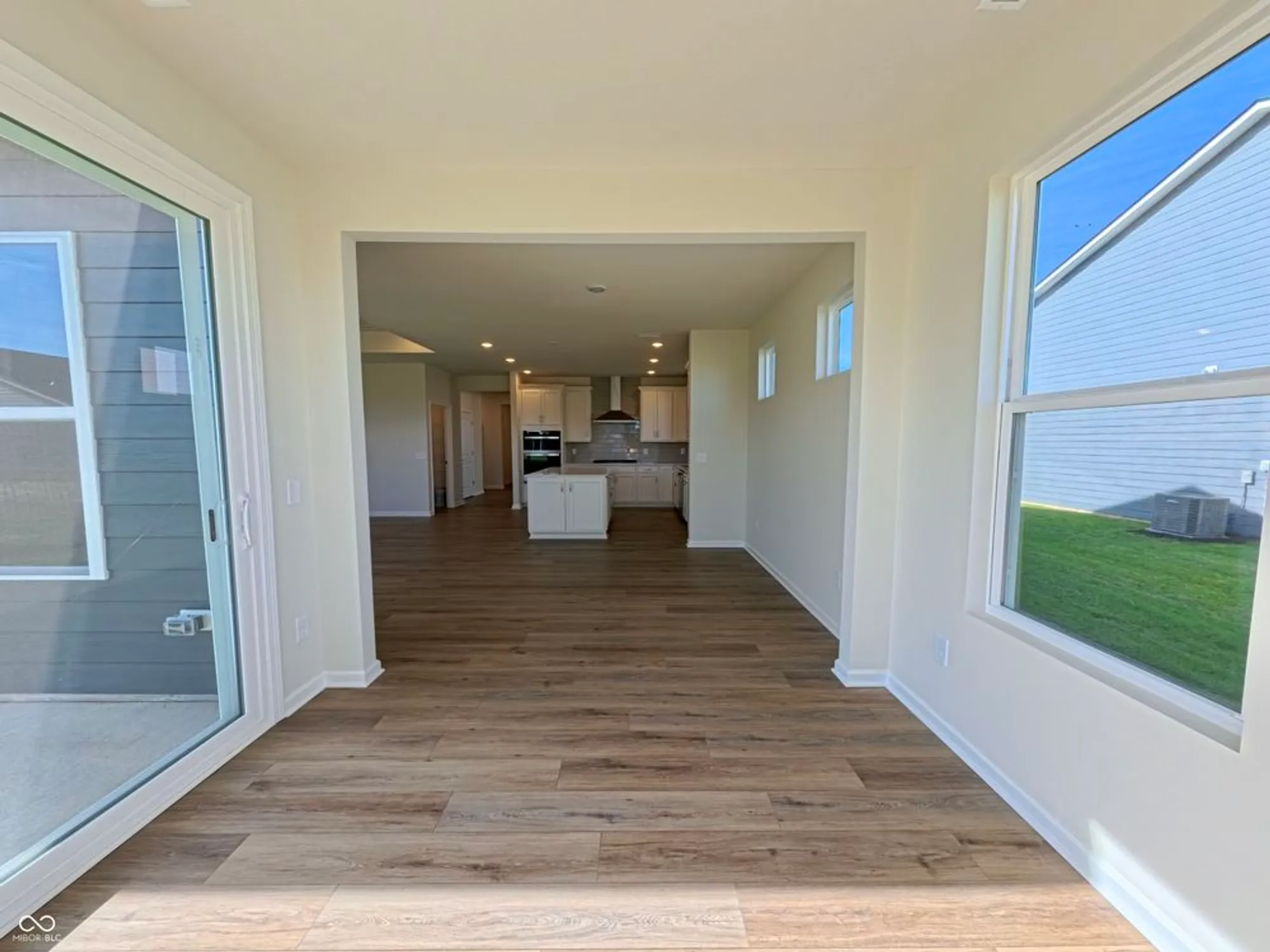 Property Slideshow image 32 of 61 | 811 daisy st, Greenwood, IN, 46143