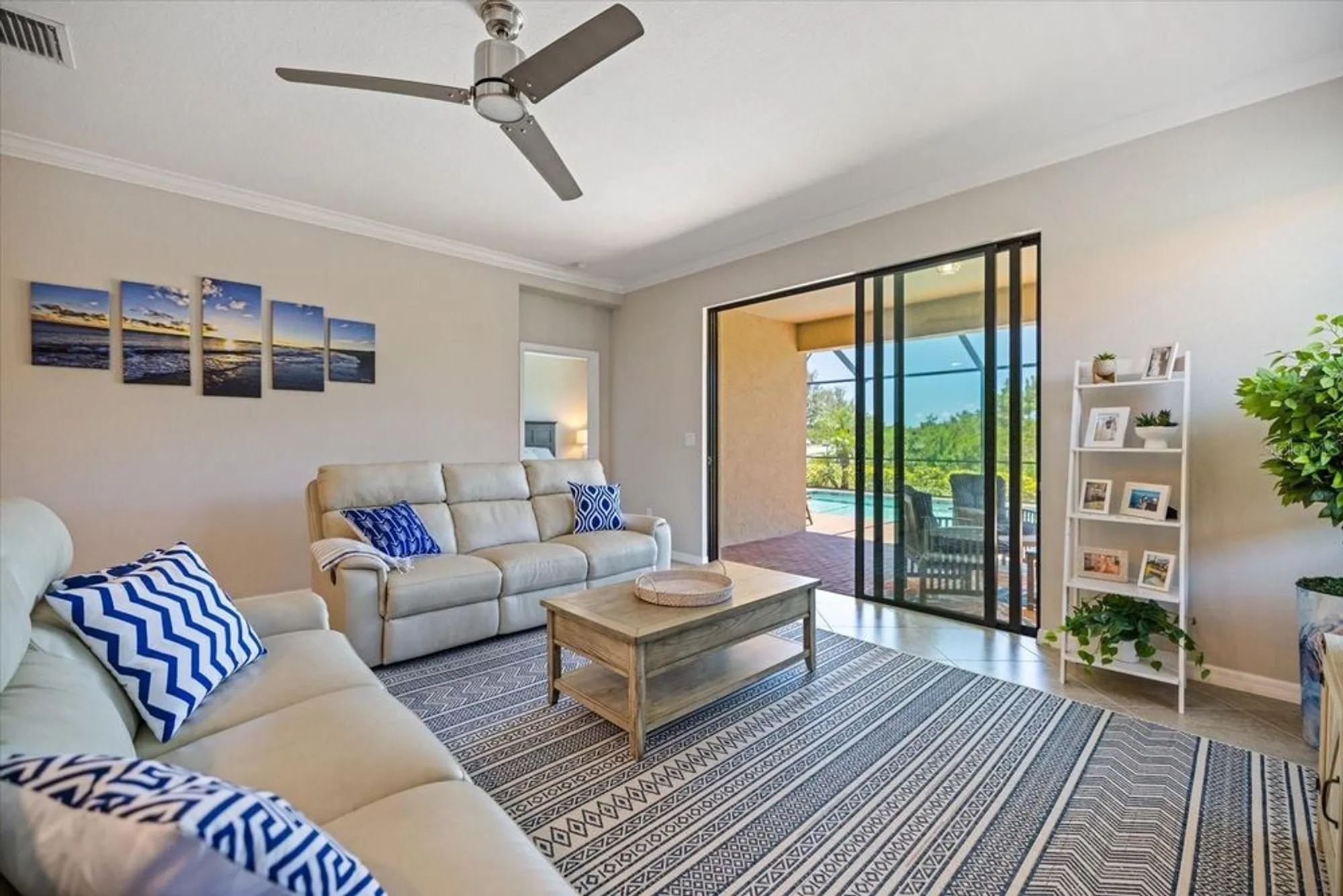 Property Slideshow image 20 of 65 | 10209 fiddlewood dr, Venice, FL, 34293