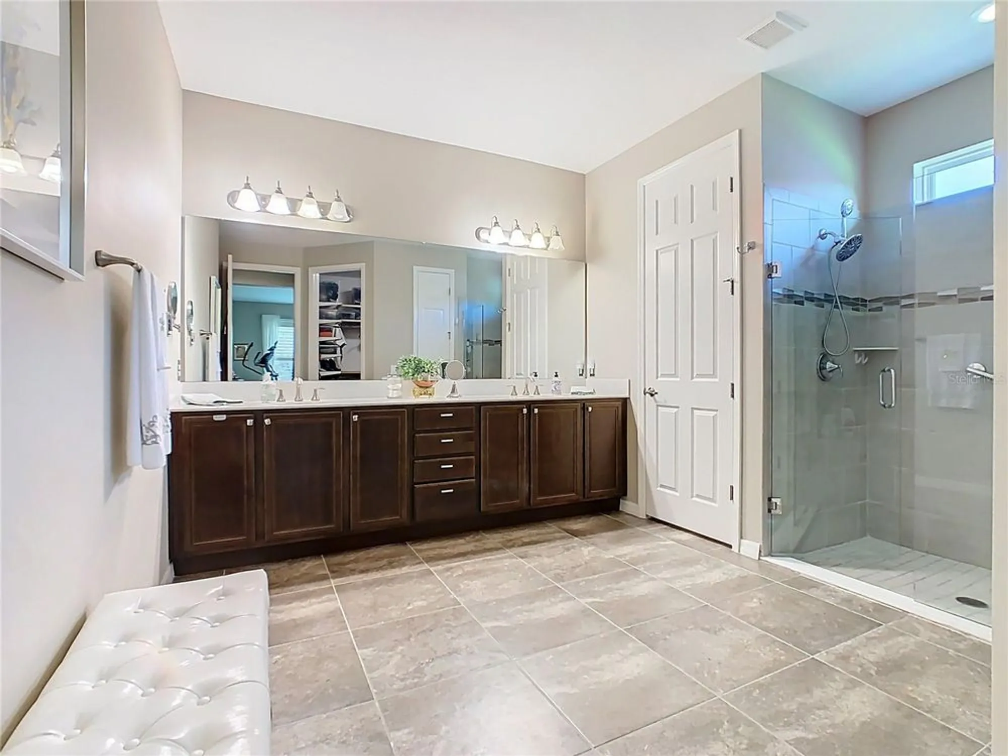Property Slideshow image 22 of 75 | 428 bel air way, Kissimmee, FL, 34759