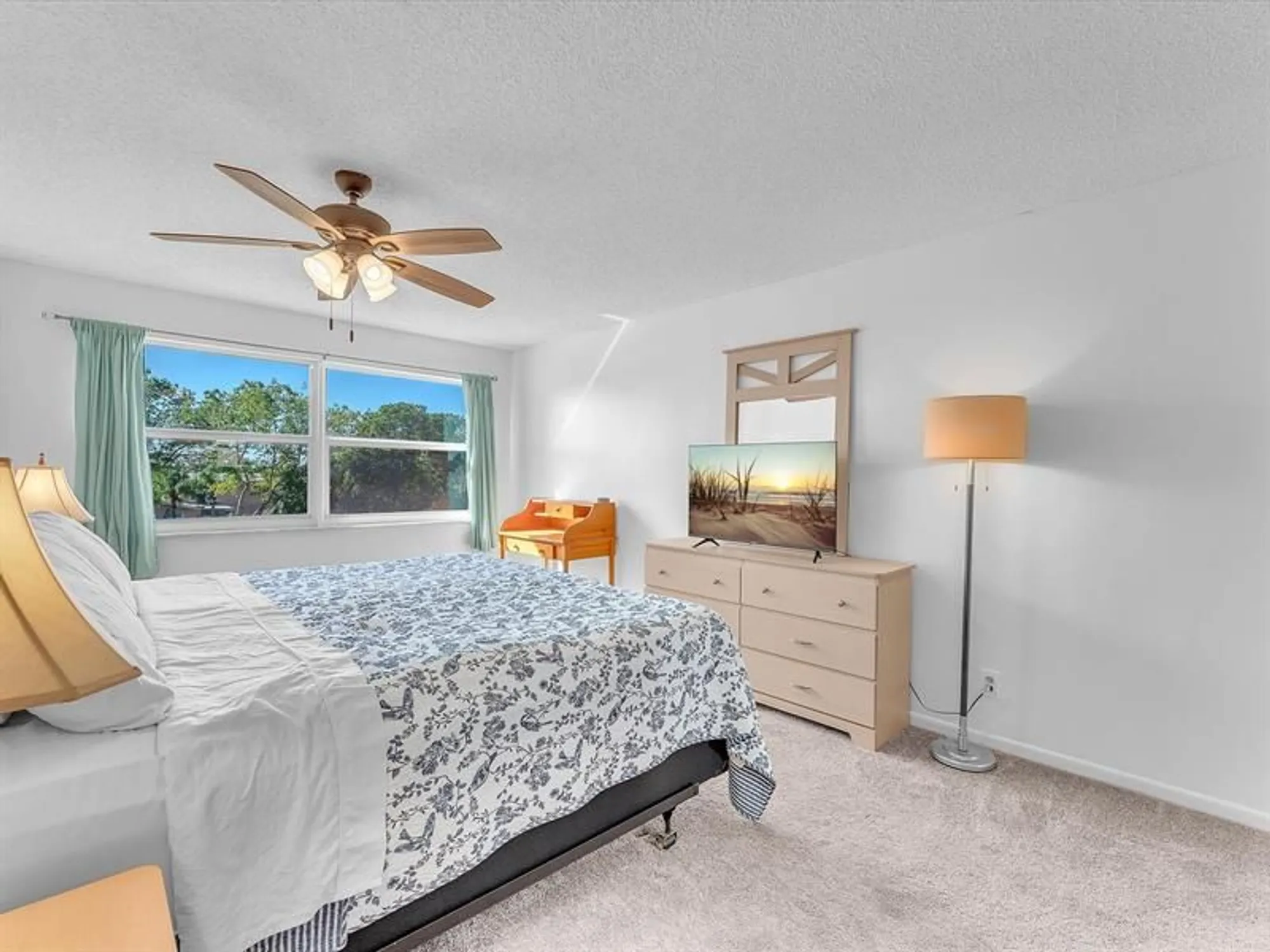 Property Slideshow image 13 of 29 | 6870 royal palm blvd 310m, Margate, FL, 33063