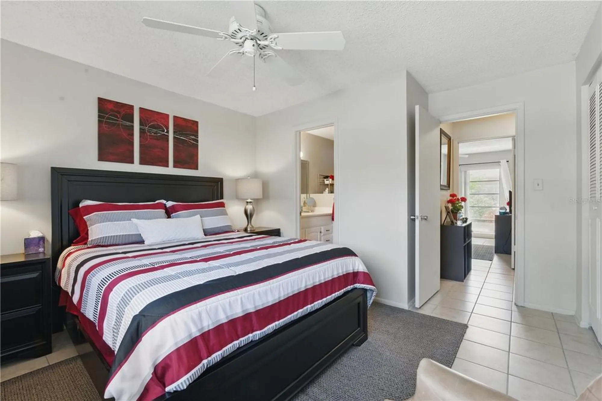 Property Slideshow image 14 of 36 | 858 cambridge ct # 858, Dunedin, FL, 34698