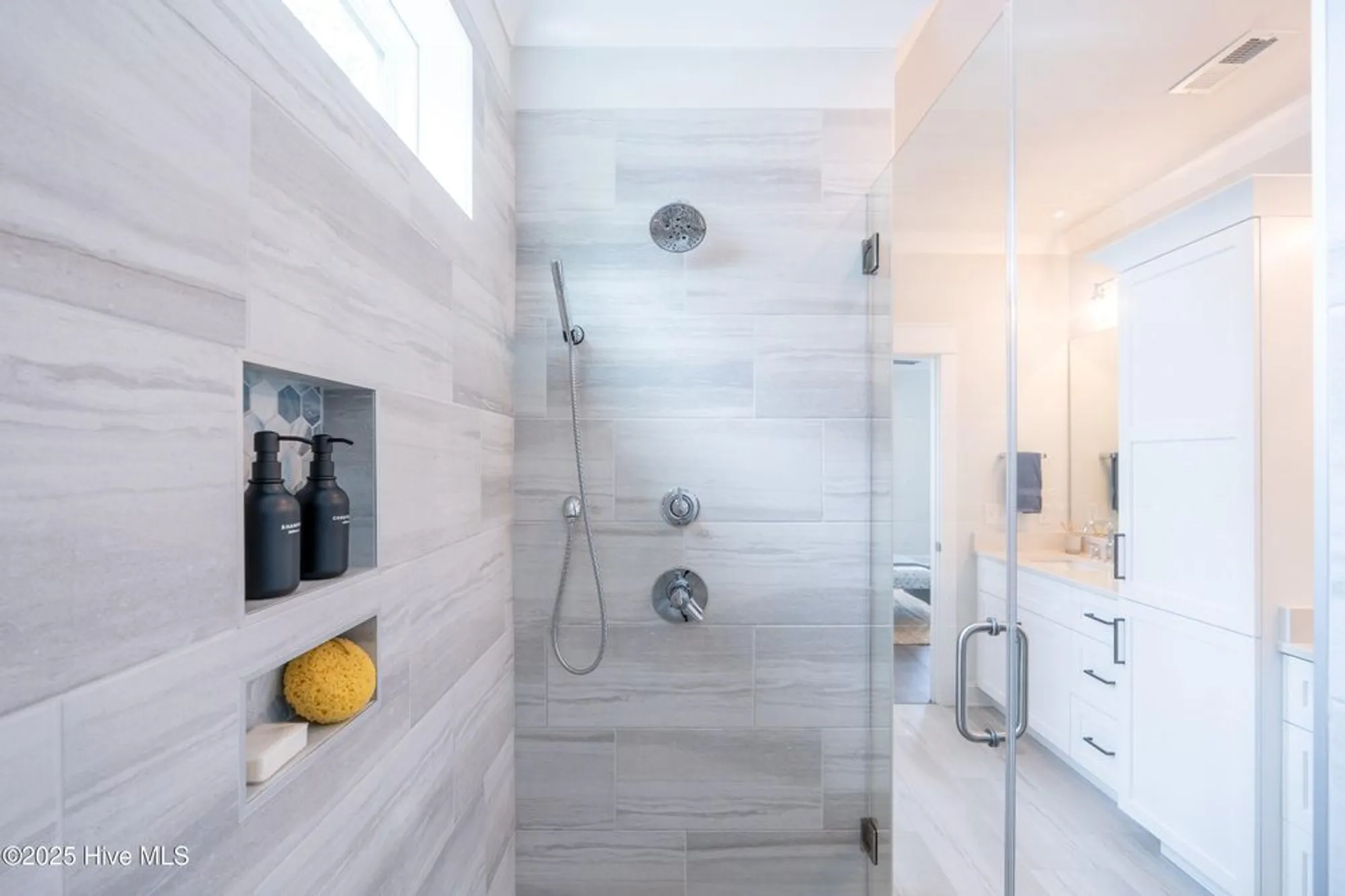 Property Slideshow image 38 of 48 | 243 sabal pond way, Castle Hayne, NC, 28429