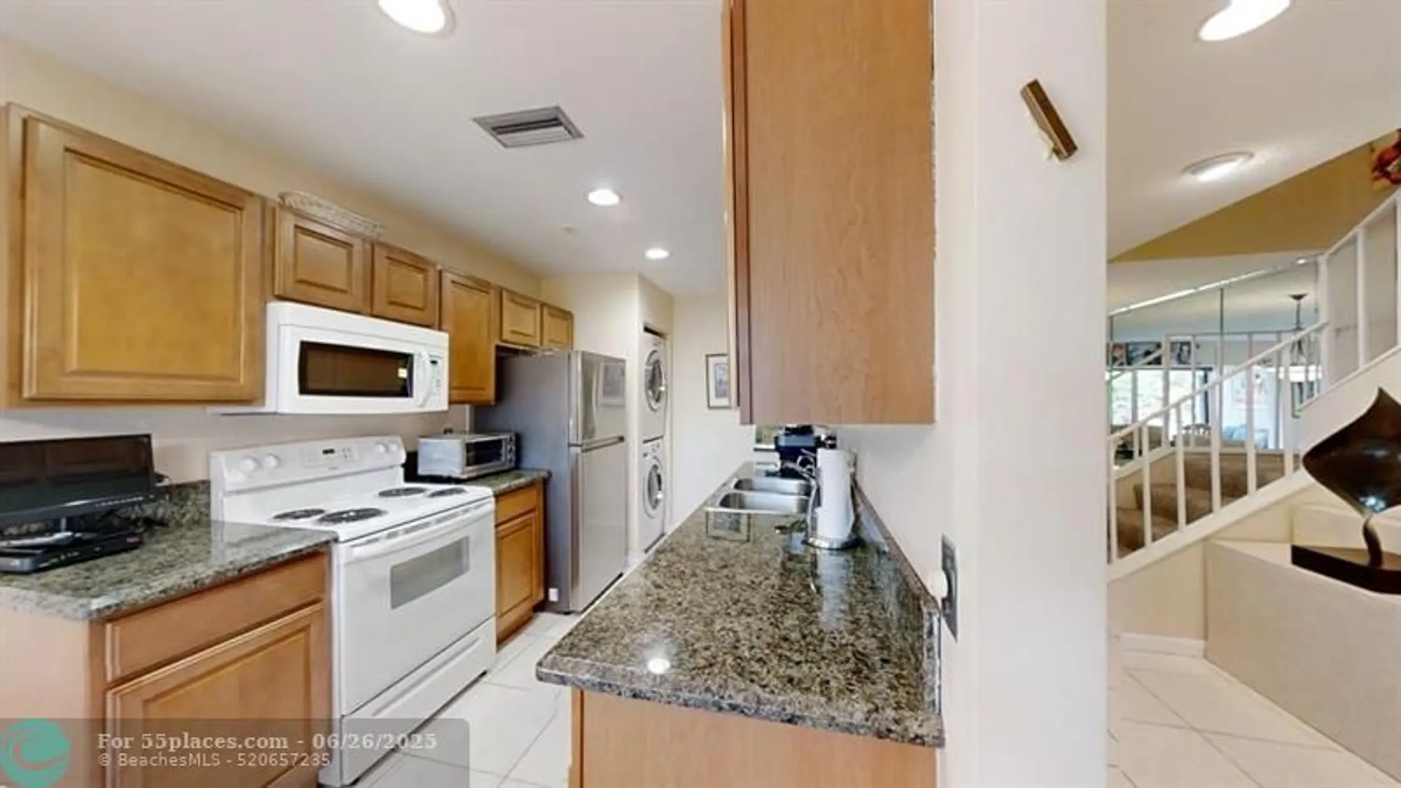 Property Slideshow image 8 of 41 | 8460 casa del lago e, Boca Raton, FL, 33433