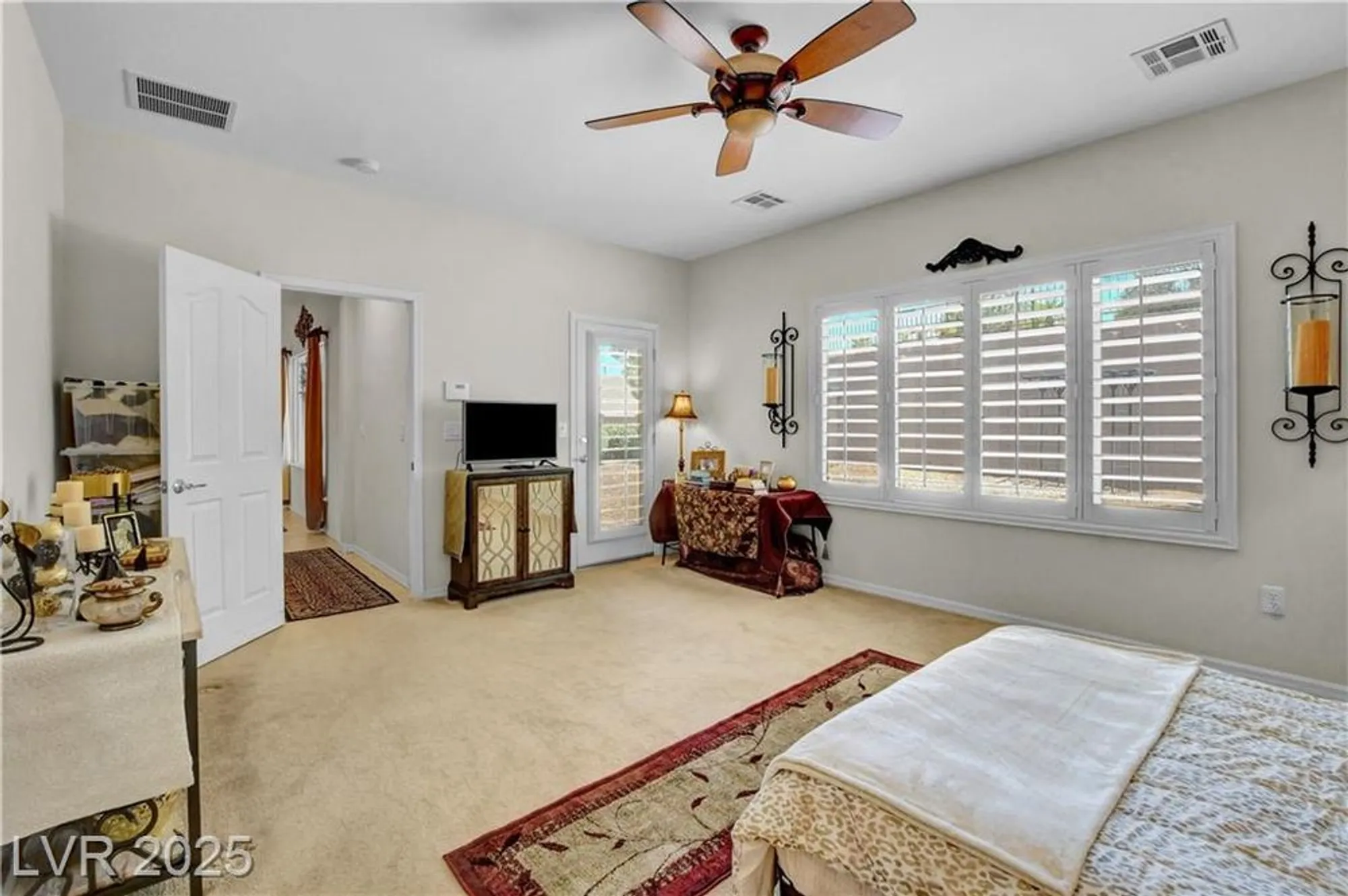 Property Slideshow image 29 of 66 | 2312 perrysburg dr, Henderson, NV, 89044