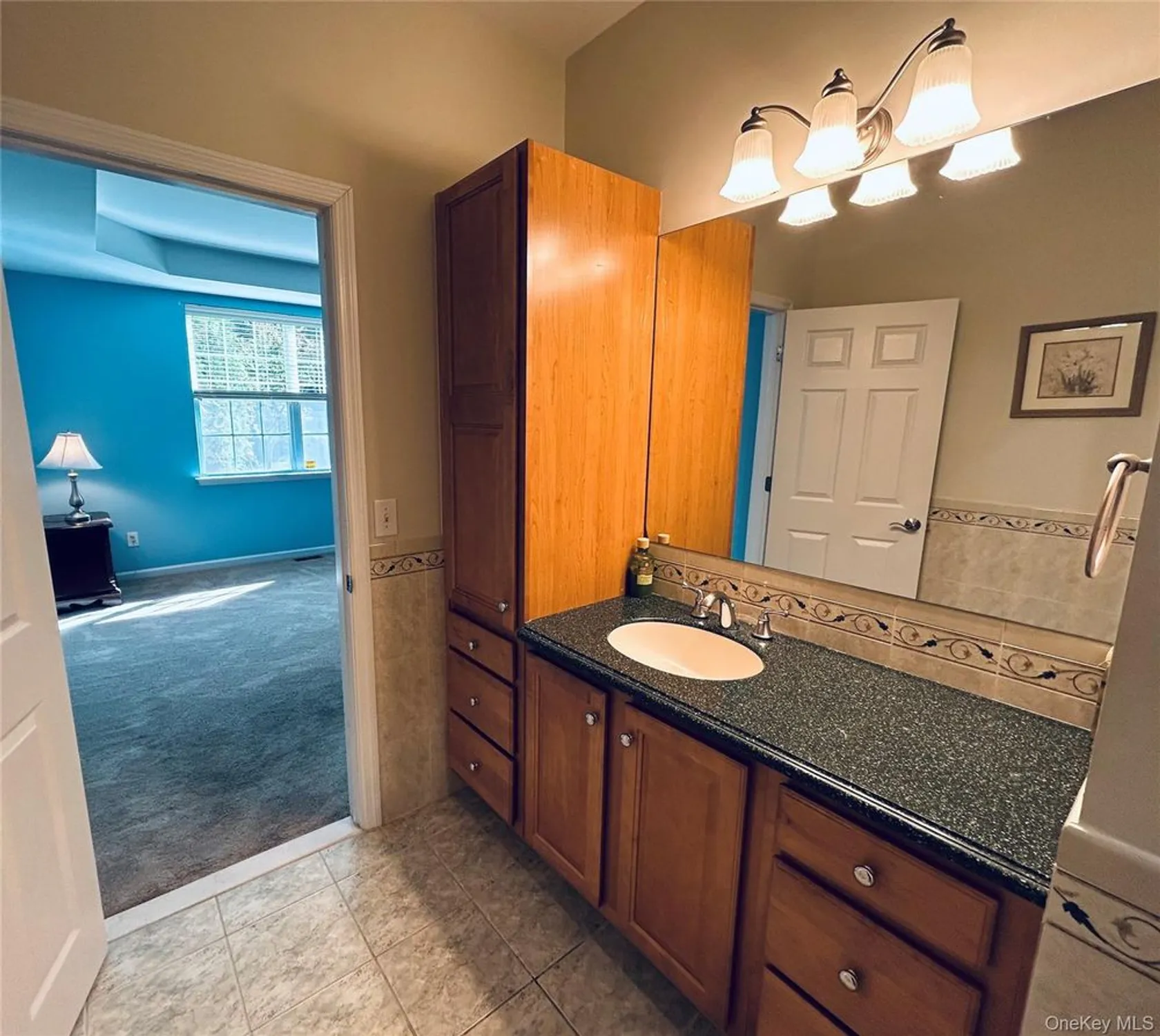 Property Slideshow image 20 of 27 | 37 halley ln, Miller Place, NY, 11764