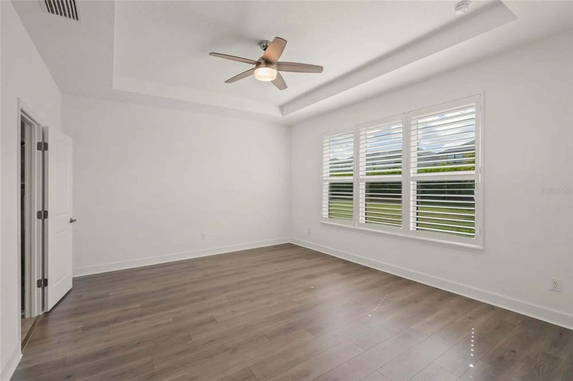 Property Slideshow image 20 of 46 | 16308 mount holly dr, Bradenton, FL, 34211