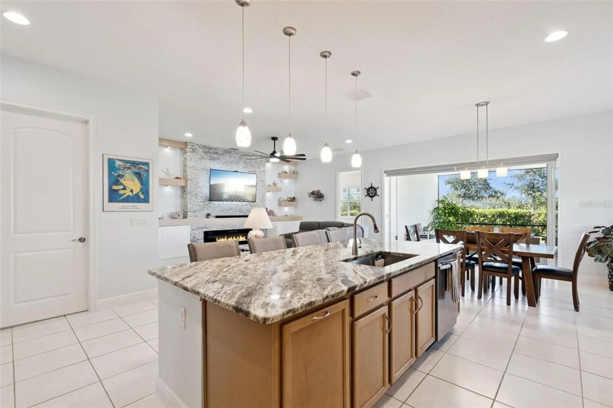 Property Slideshow image 16 of 92 | 2632 meadowedge loop, Saint Cloud, FL, 34772
