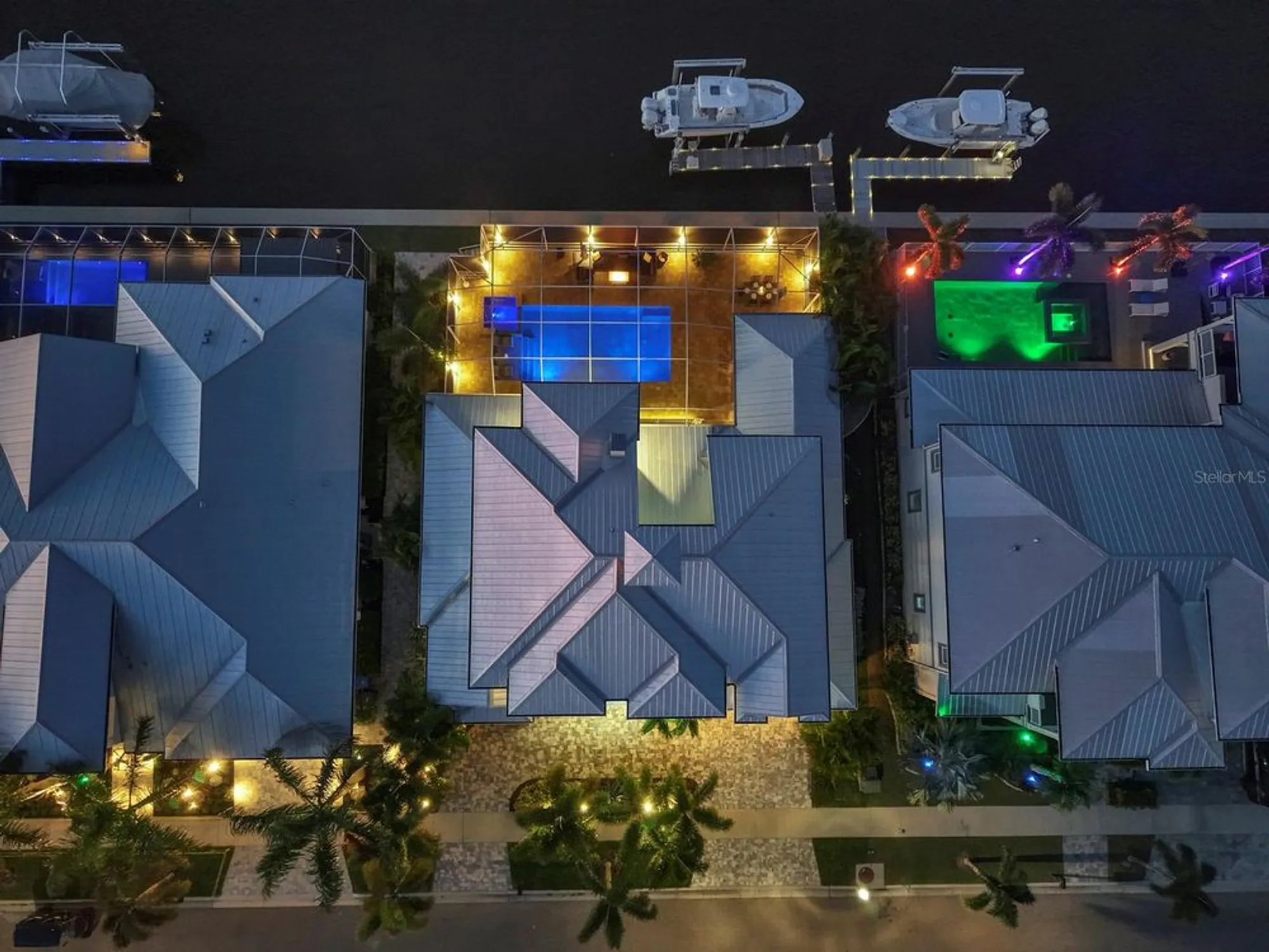 Property Slideshow image 85 of 100 | 701 pinckney dr, Apollo Beach, FL, 33572