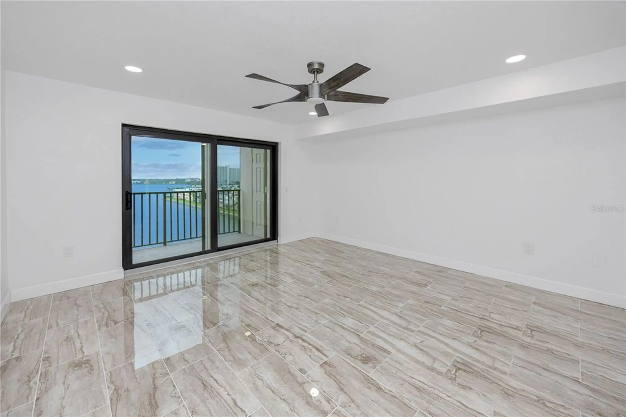 Property Slideshow image 21 of 54 | 7300 sun island dr 706, South Pasadena, FL, 33707