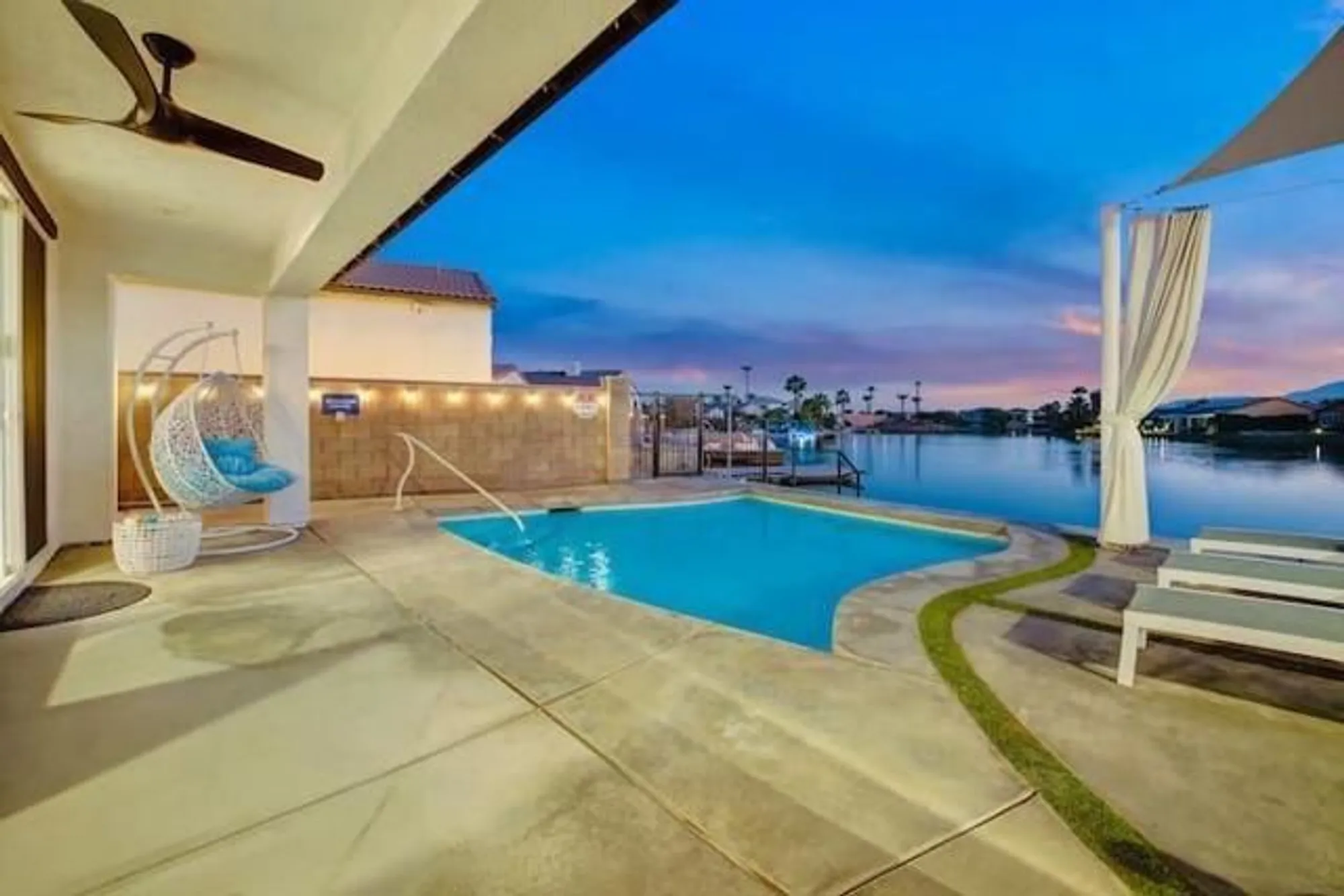 Property Slideshow image 29 of 37 | 84297 canzone dr, Indio, CA, 92203