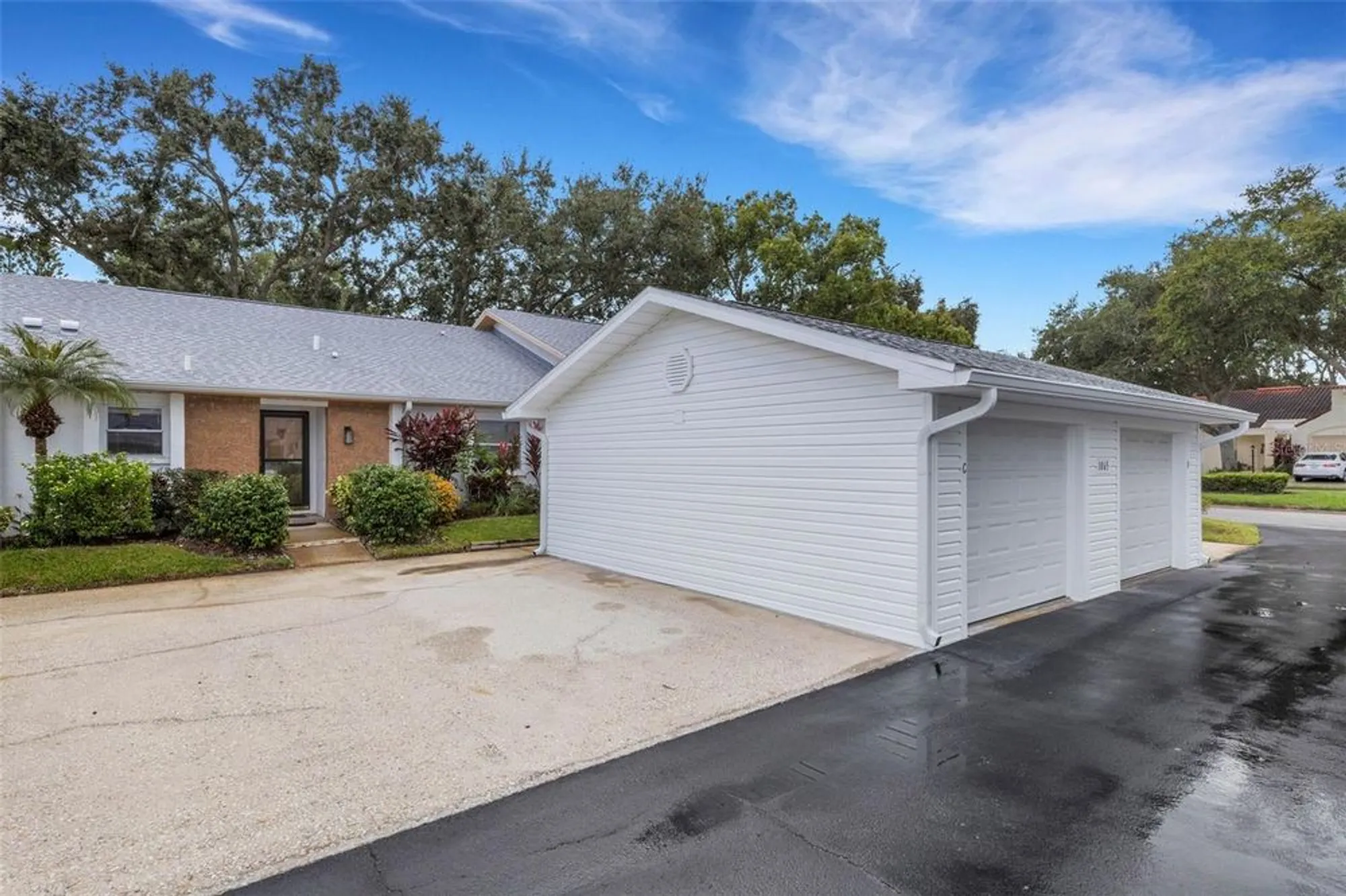 Property Slideshow image 1 of 91 | 1065 tartan dr c, Palm Harbor, FL, 34684