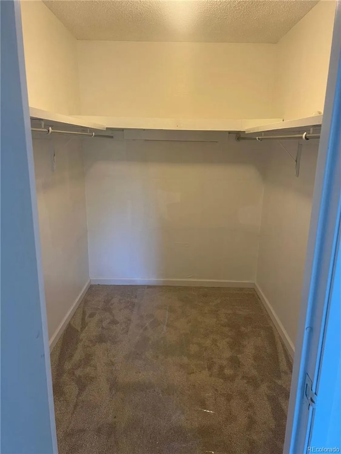 Property Slideshow image 16 of 19 | 13992 e marina dr 303, Aurora, CO, 80014