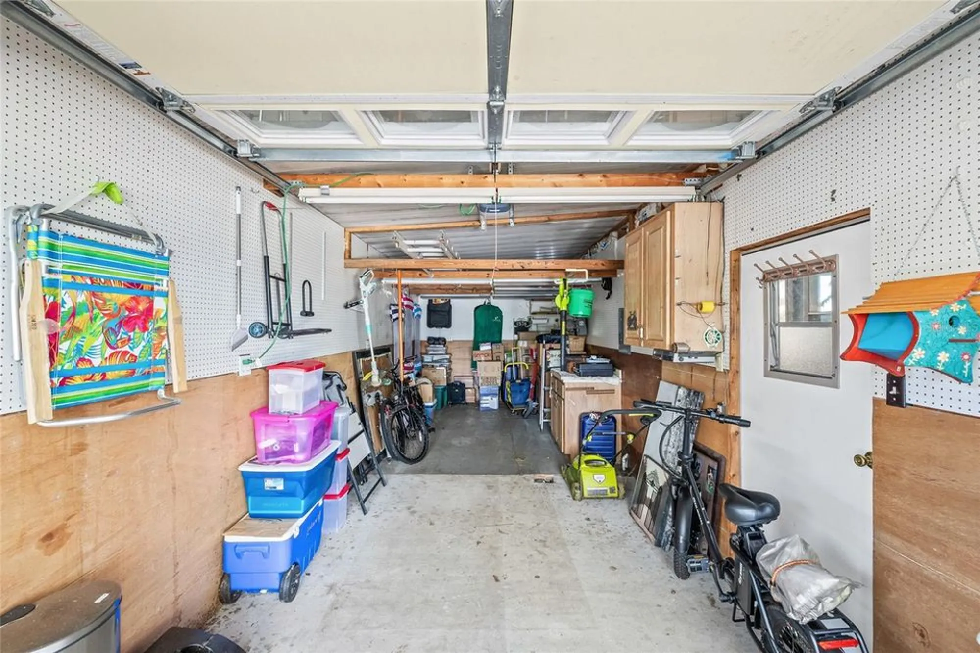 Property Slideshow image 27 of 34 | 1576 longbow dr, Lakeland, FL, 33810