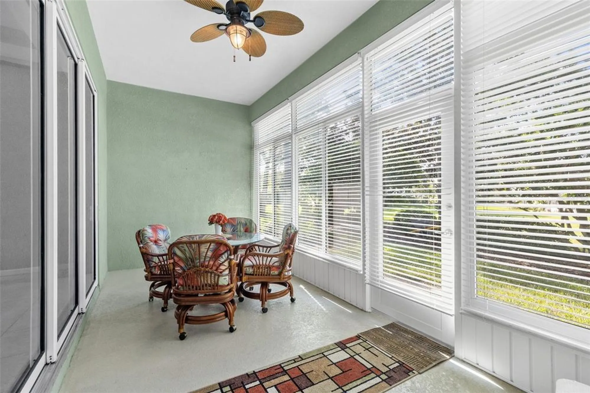 Property Slideshow image 14 of 64 | 2404 kensington greens dr, Sun City Center, FL, 33573
