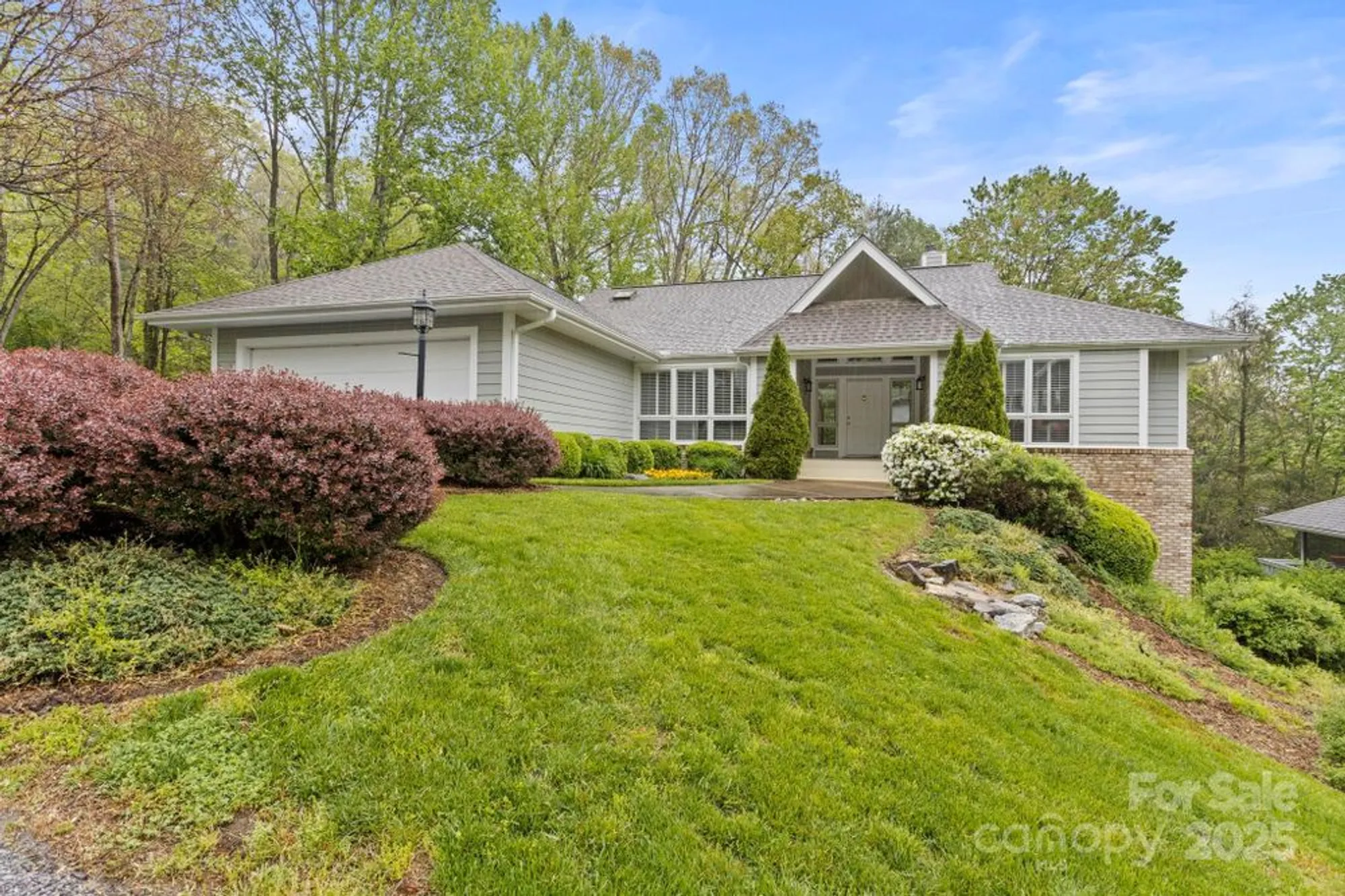 Property Slideshow image 1 of 33 | 111 broadmoor dr 19, Flat Rock, NC, 28731