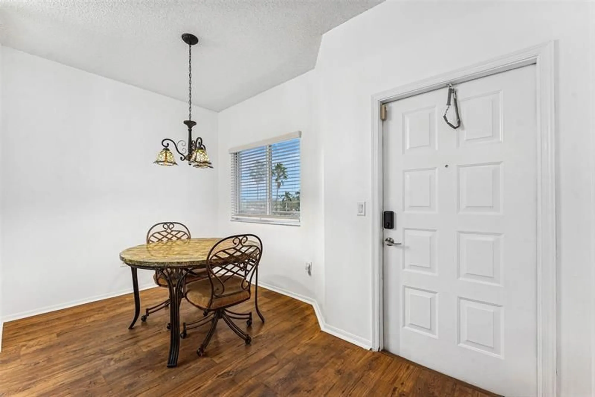 Property Slideshow image 6 of 17 | 7647 southampton ter 314, Tamarac, FL, 33321