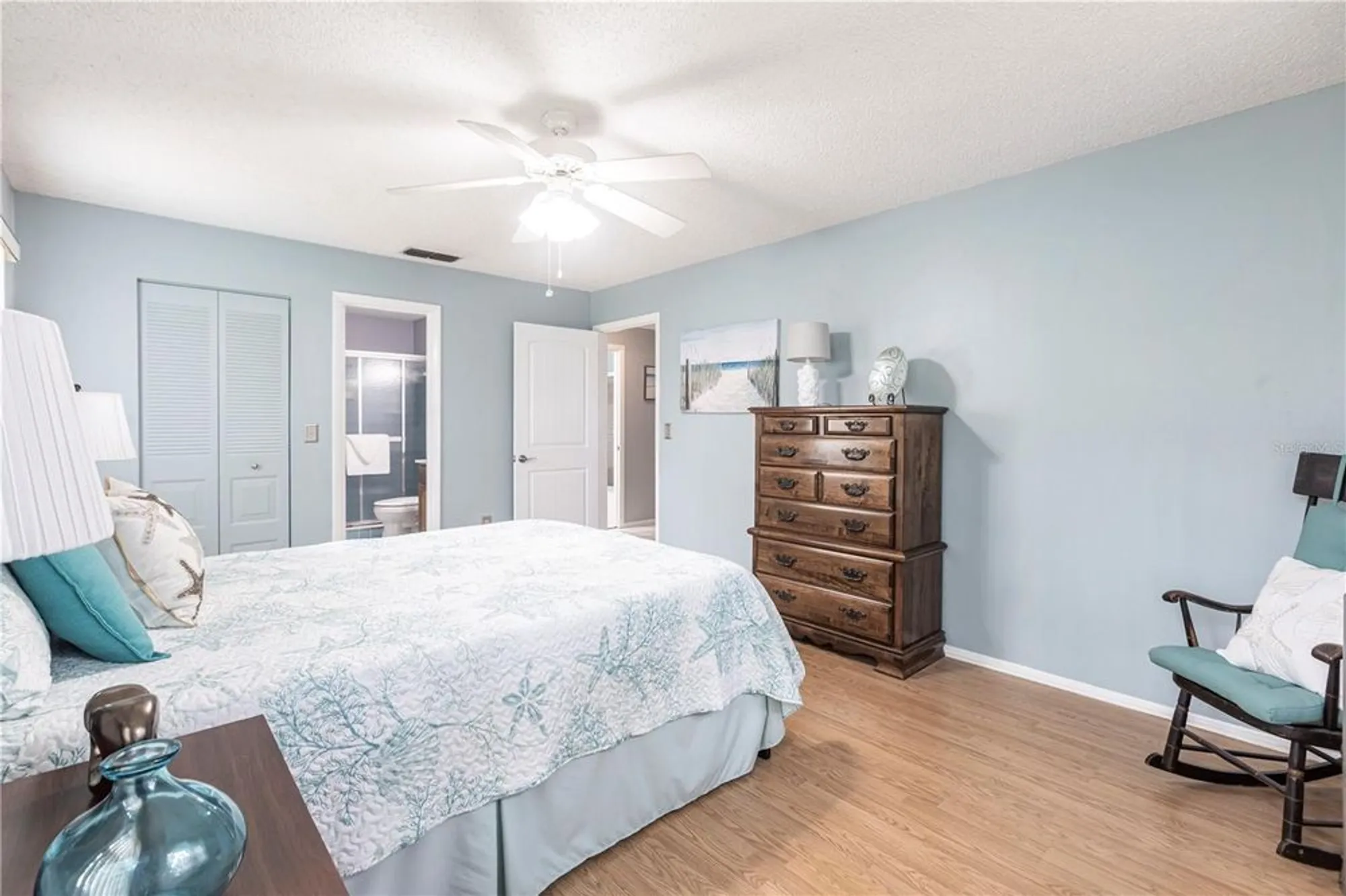 Property Slideshow image 13 of 40 | 6070 80th st n unit 215, St Petersburg, FL, 33709